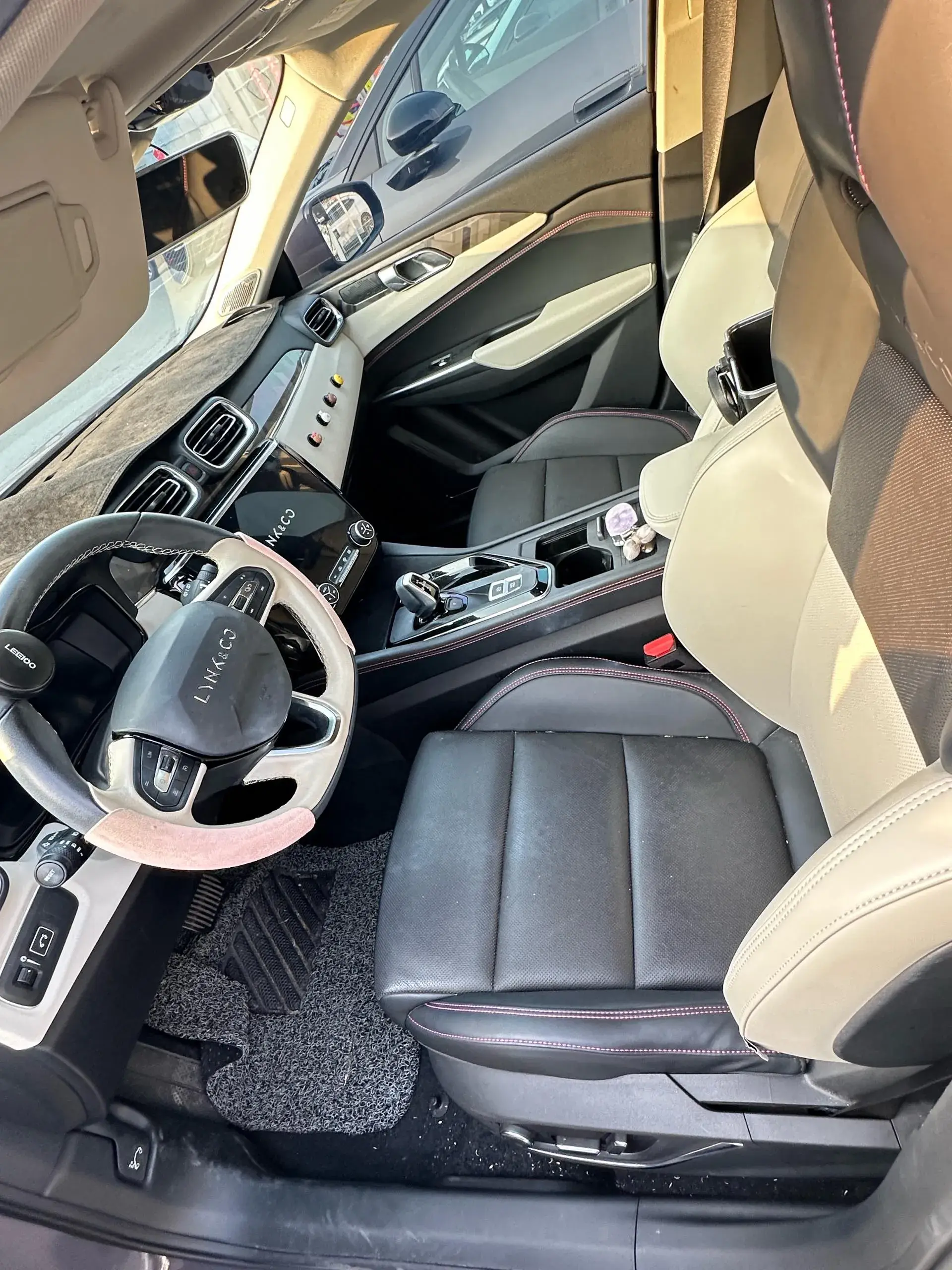 2021 LYNK&CO 02 thumbnail 4