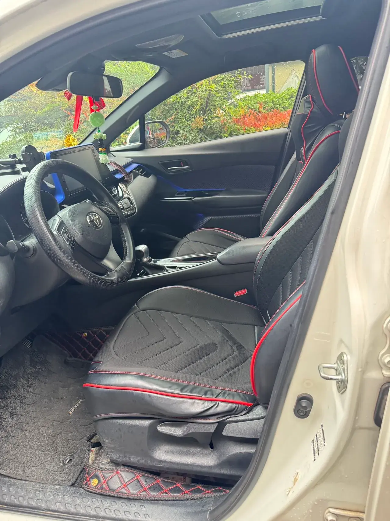 2018 TOYOTA IZOA thumbnail 3