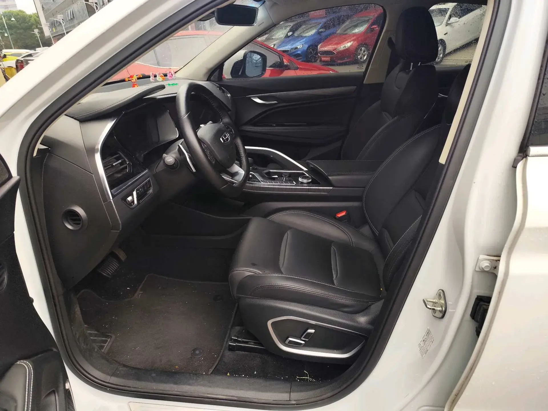 2019 GEELY TUGELLA thumbnail 4