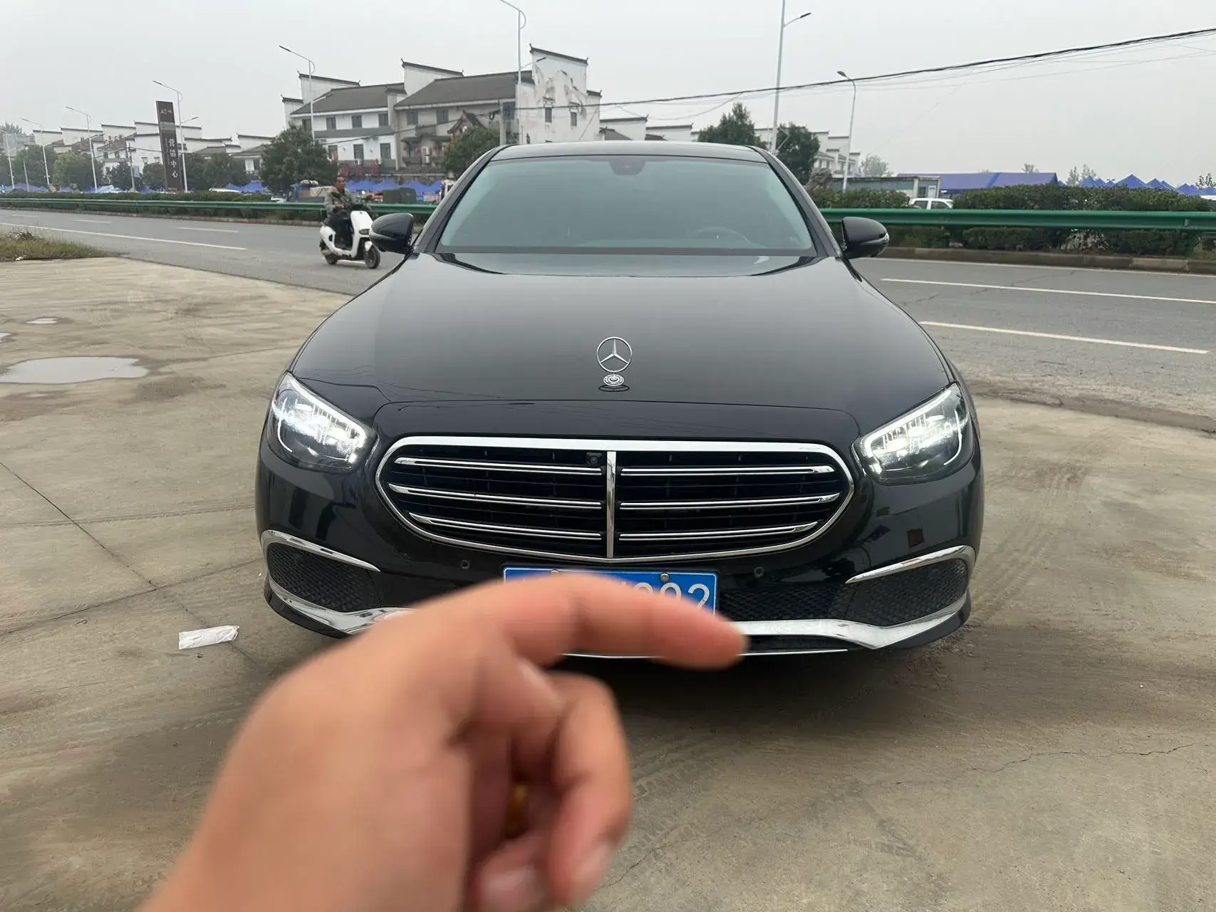 2023 MERCEDES-BENZ E thumbnail 2