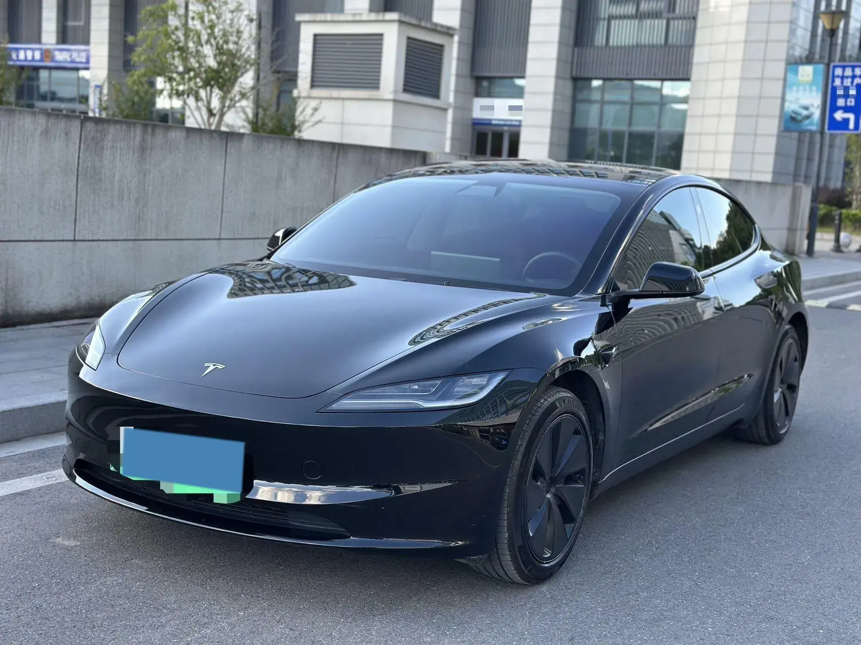 2023 TESLA MODEL view 1