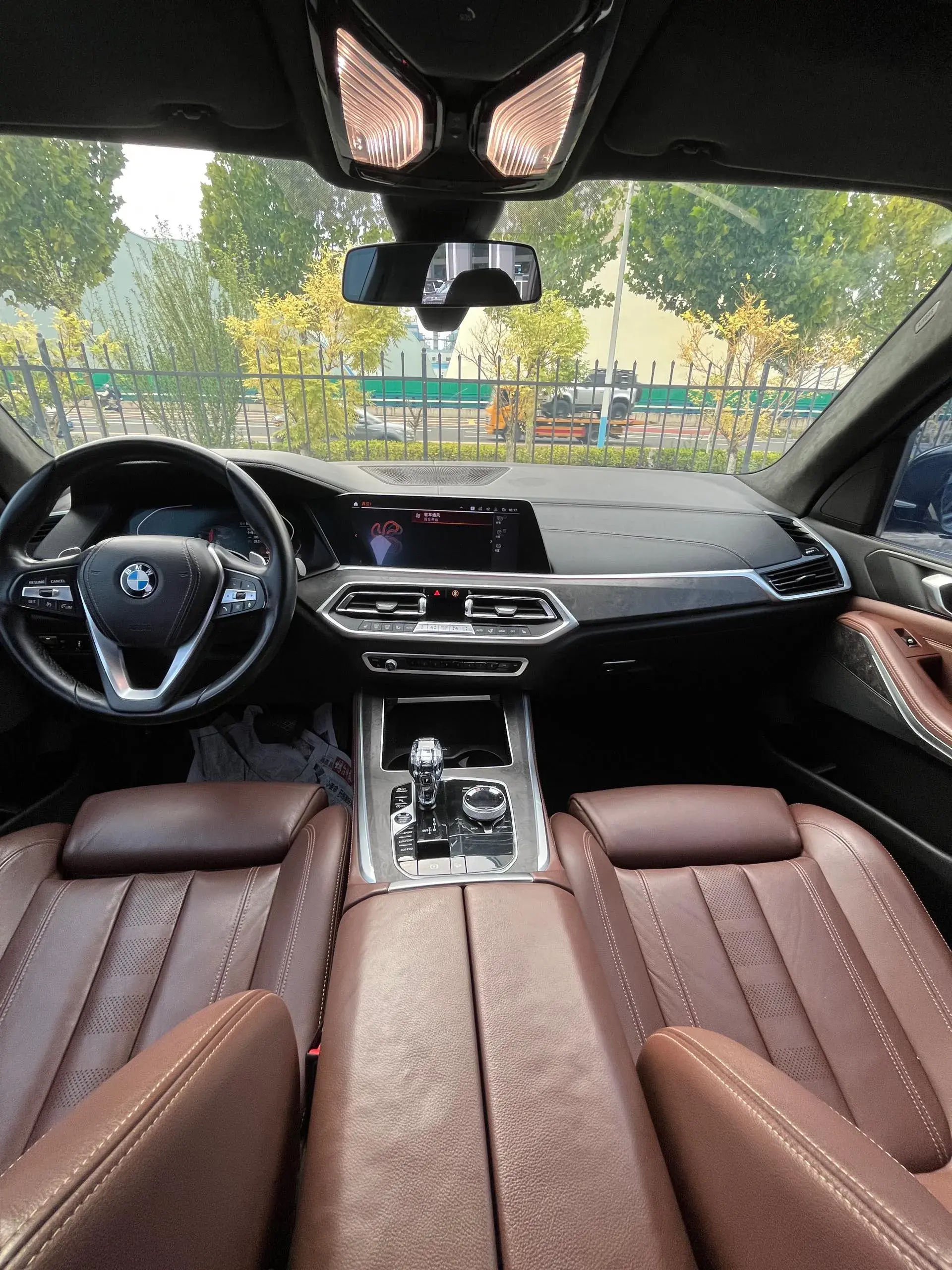 2020 BMW X5 thumbnail 4