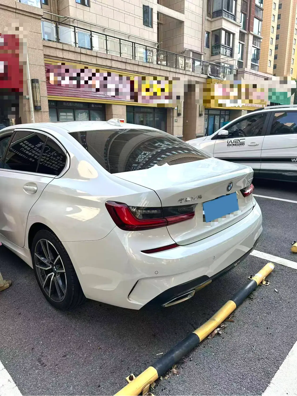 2022 BMW 3 thumbnail 4