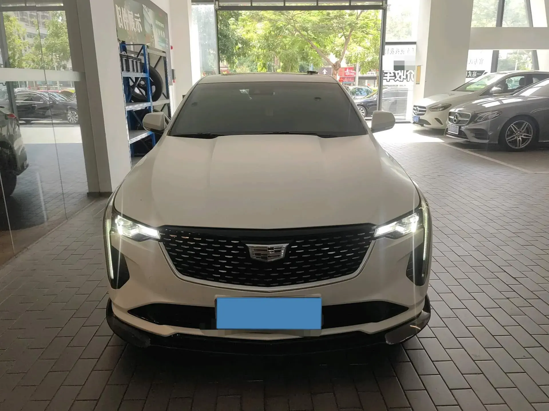 2022 CADILLAC CT4 thumbnail 2