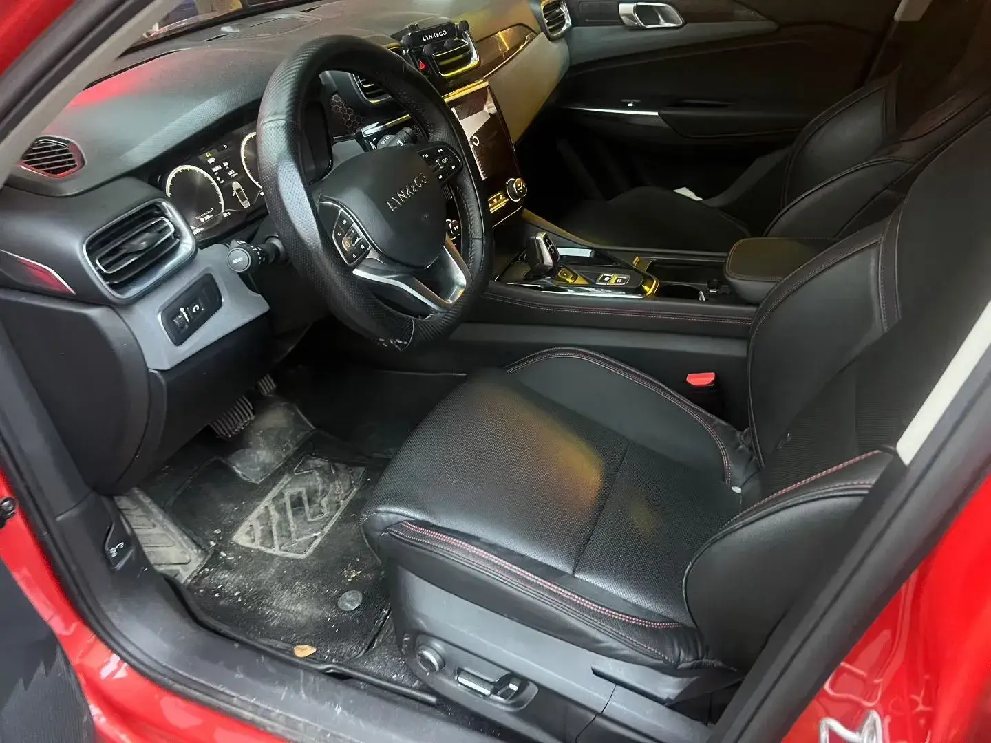 2019 LYNK&CO 02 thumbnail 2