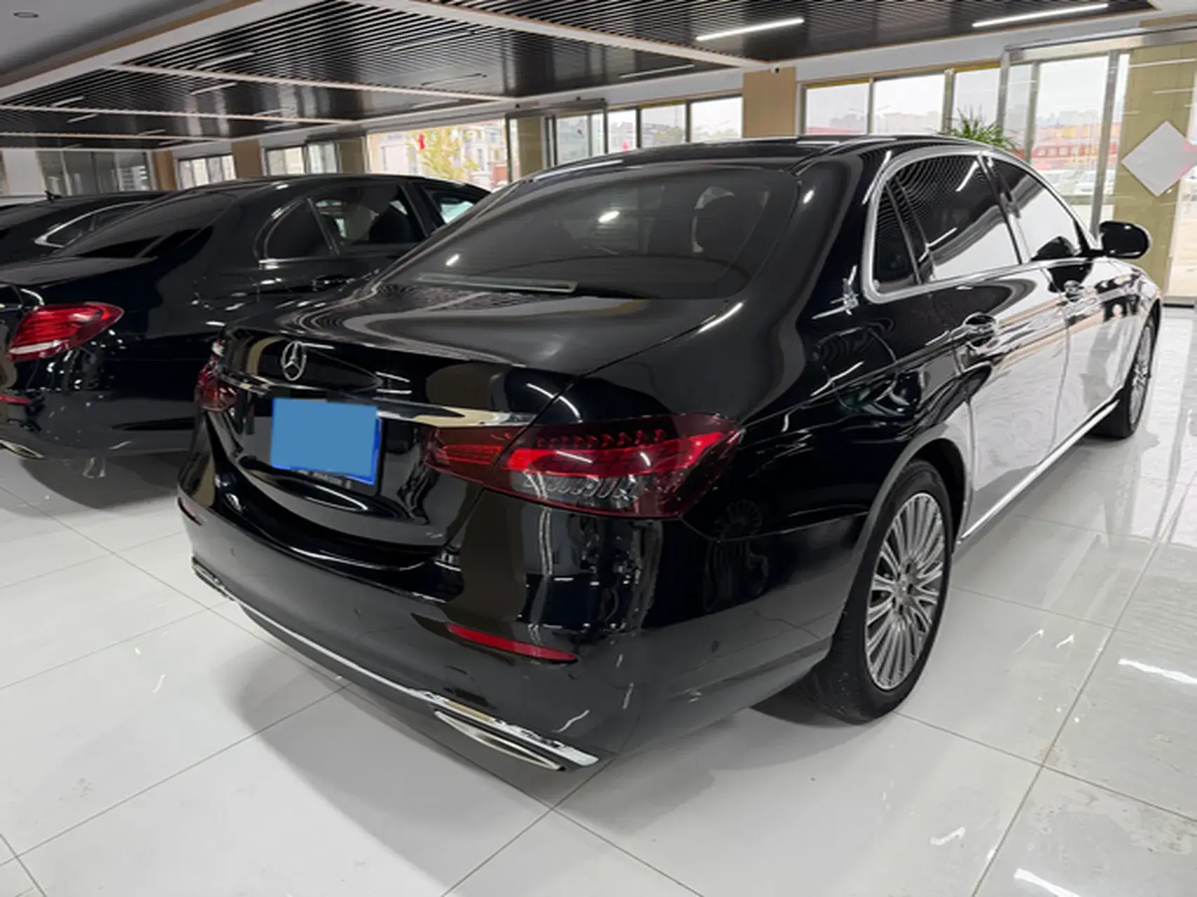 2023 MERCEDES-BENZ E thumbnail 4