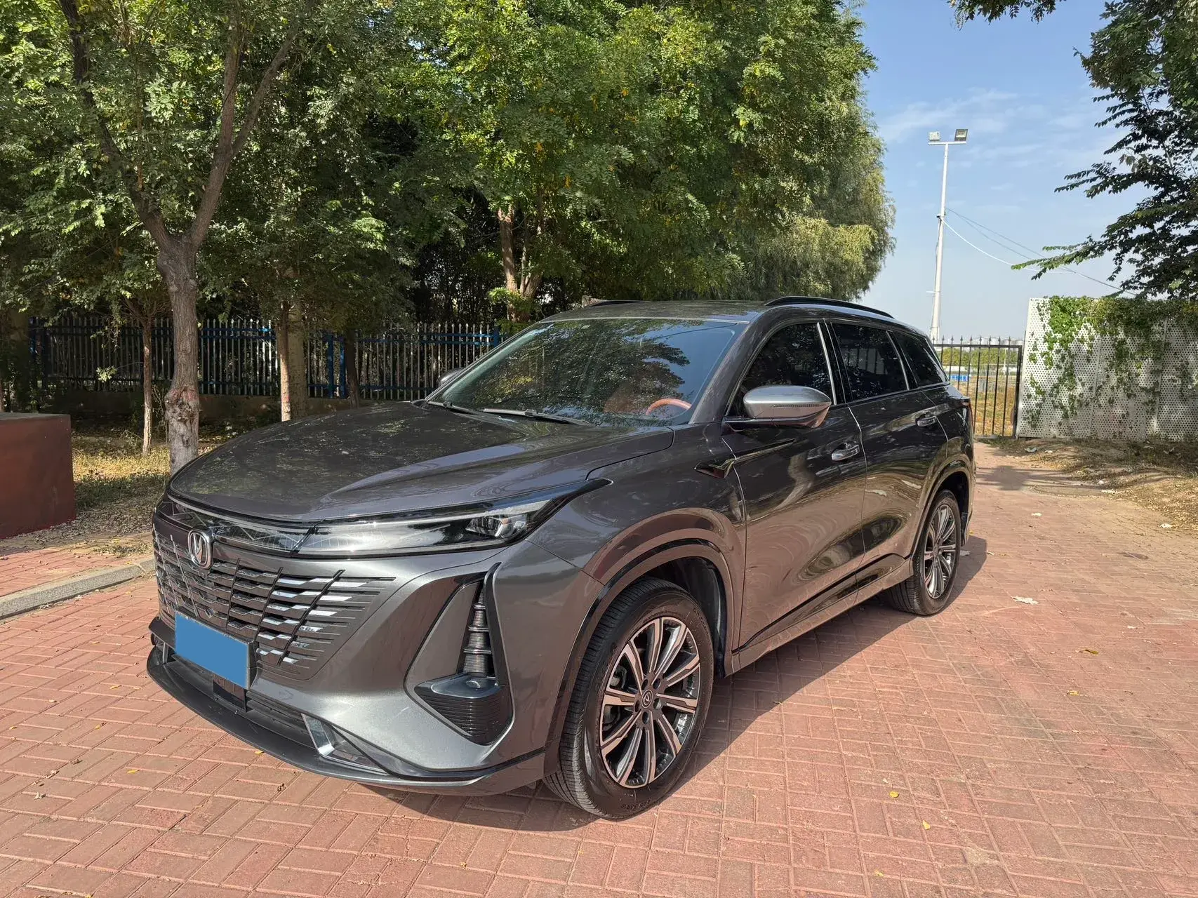 2023 CHANGAN CS75 view 1