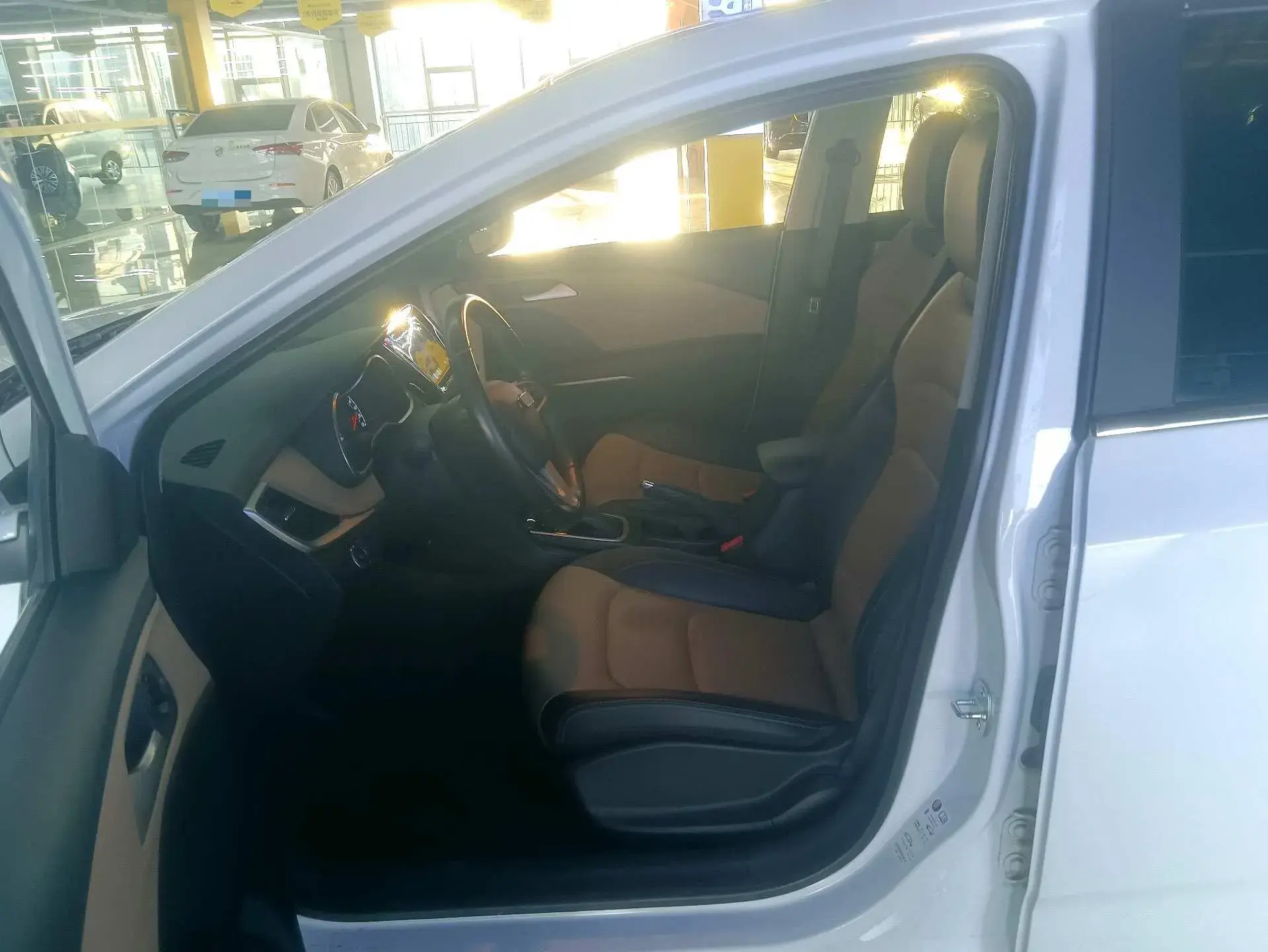 2022 CHEVROLET MONZA thumbnail 4