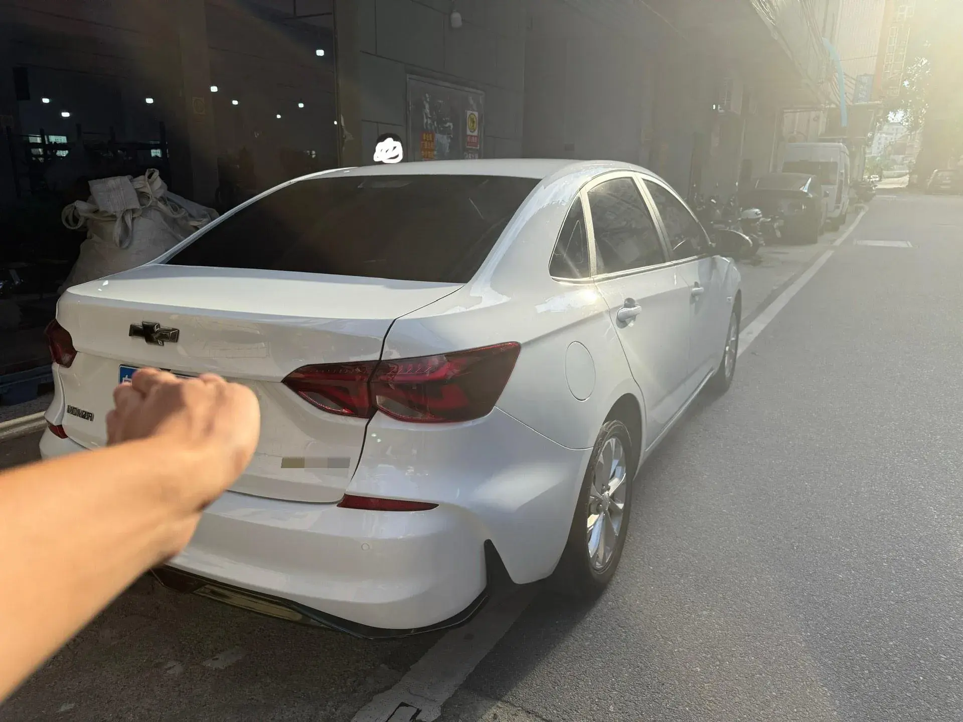 2023 CHEVROLET MONZA thumbnail 4