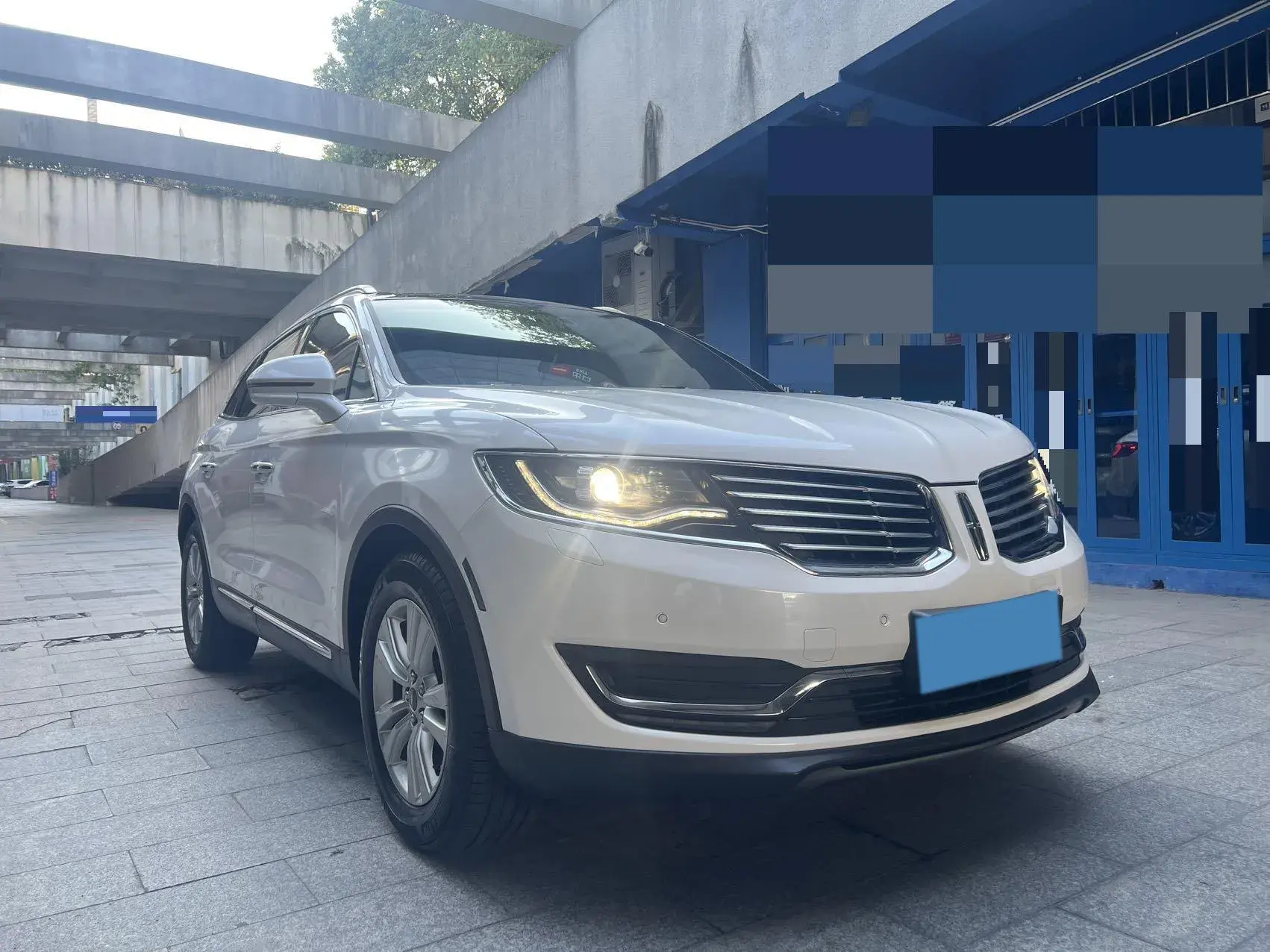 2018 LINCOLN MKX thumbnail 3