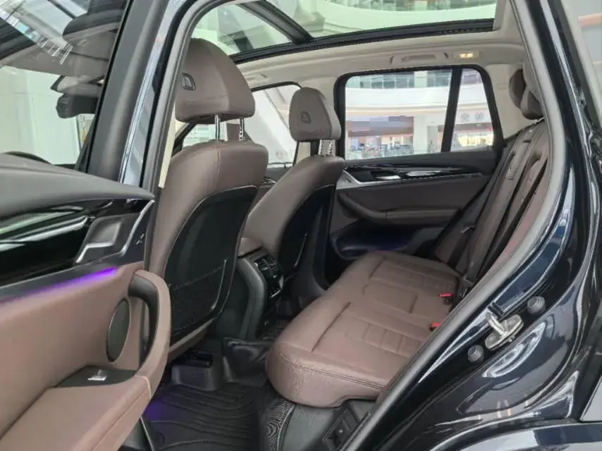 2020 BMW X3 thumbnail 3