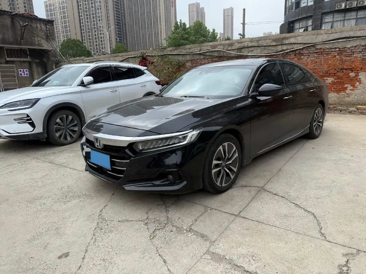 2022 Honda Accord 2.0L 146HP L4 E-CVT Hybrid