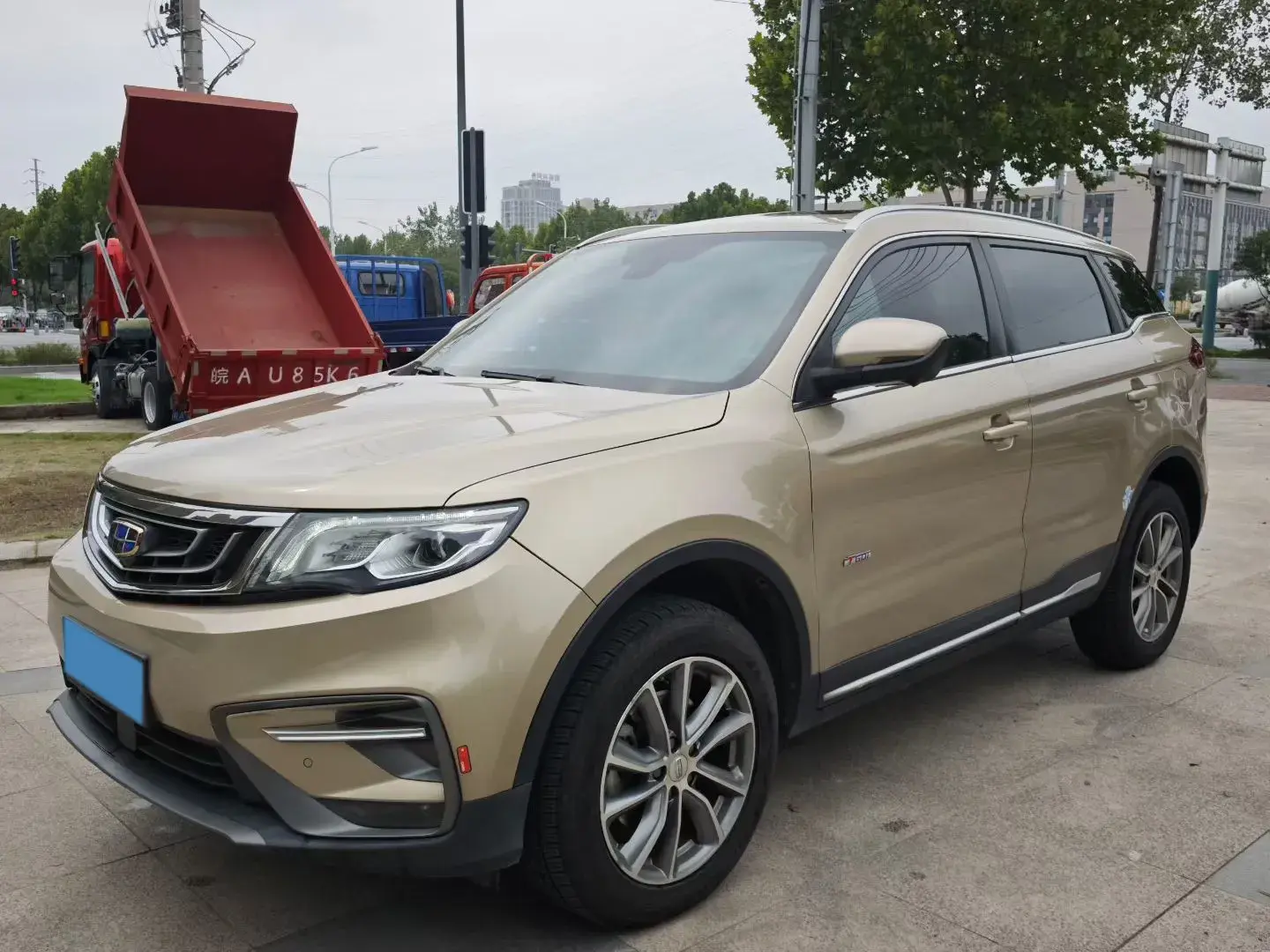 2018 GEELY AZKARRA view 1
