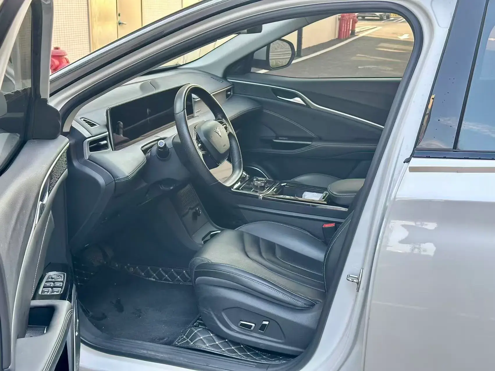 2021 NETA U thumbnail 4