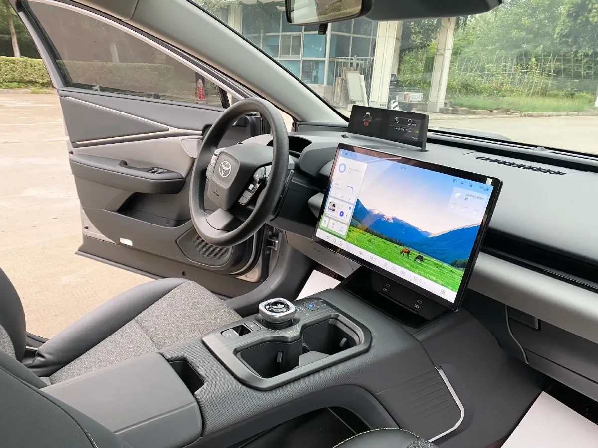 2025 Toyota bZ5 BEV,autocango,china used car exporter,china ev exporter,chinese used car exporter,chinese used ev exporter