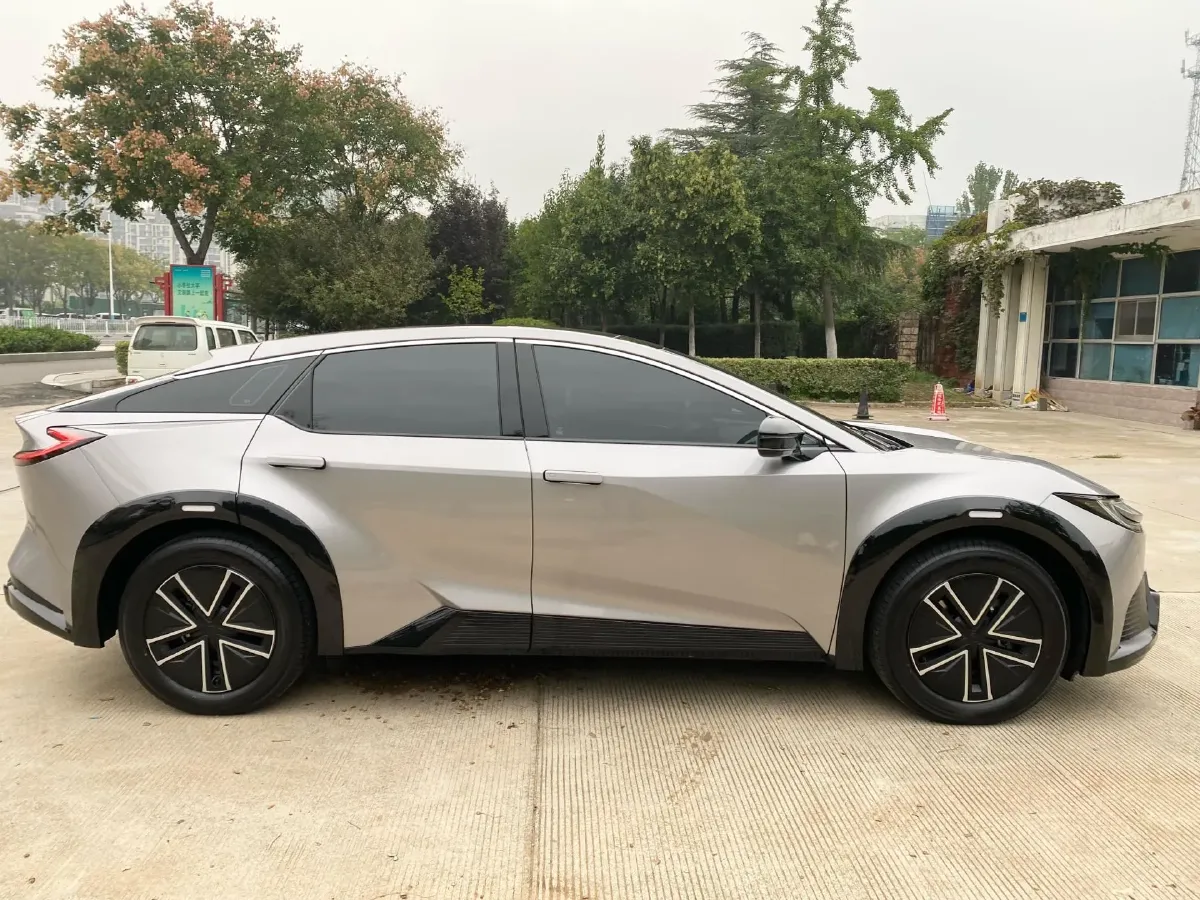 2025 Toyota bZ5 BEV,autocango,china used car exporter,china ev exporter,chinese used car exporter,chinese used ev exporter
