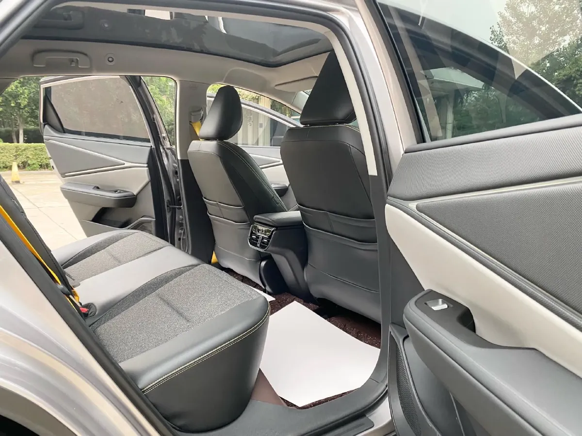 2025 Toyota bZ5 BEV,autocango,china used car exporter,china ev exporter,chinese used car exporter,chinese used ev exporter