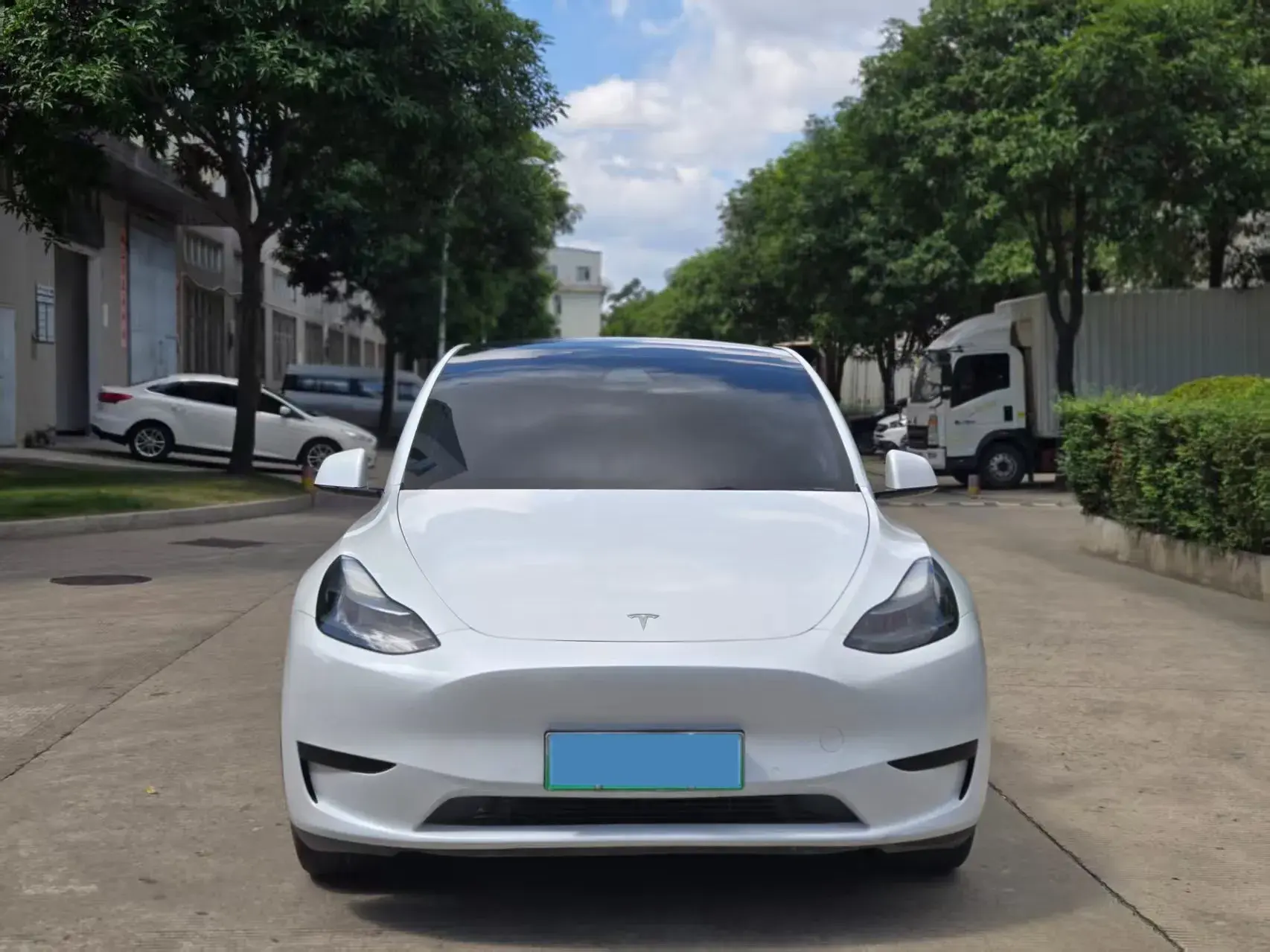 2022 TESLA MODEL thumbnail 2