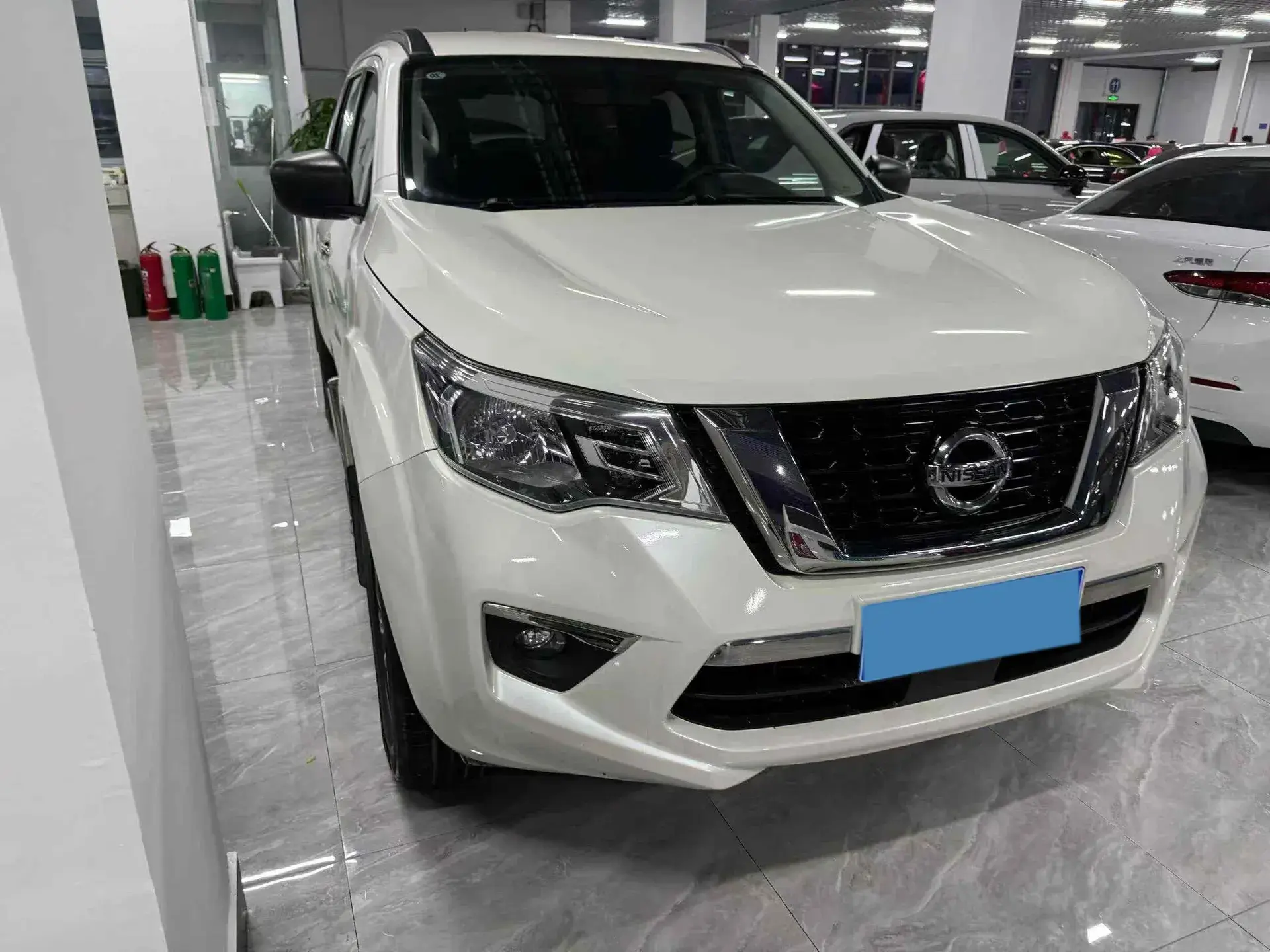 2020 NISSAN TERRA thumbnail 3