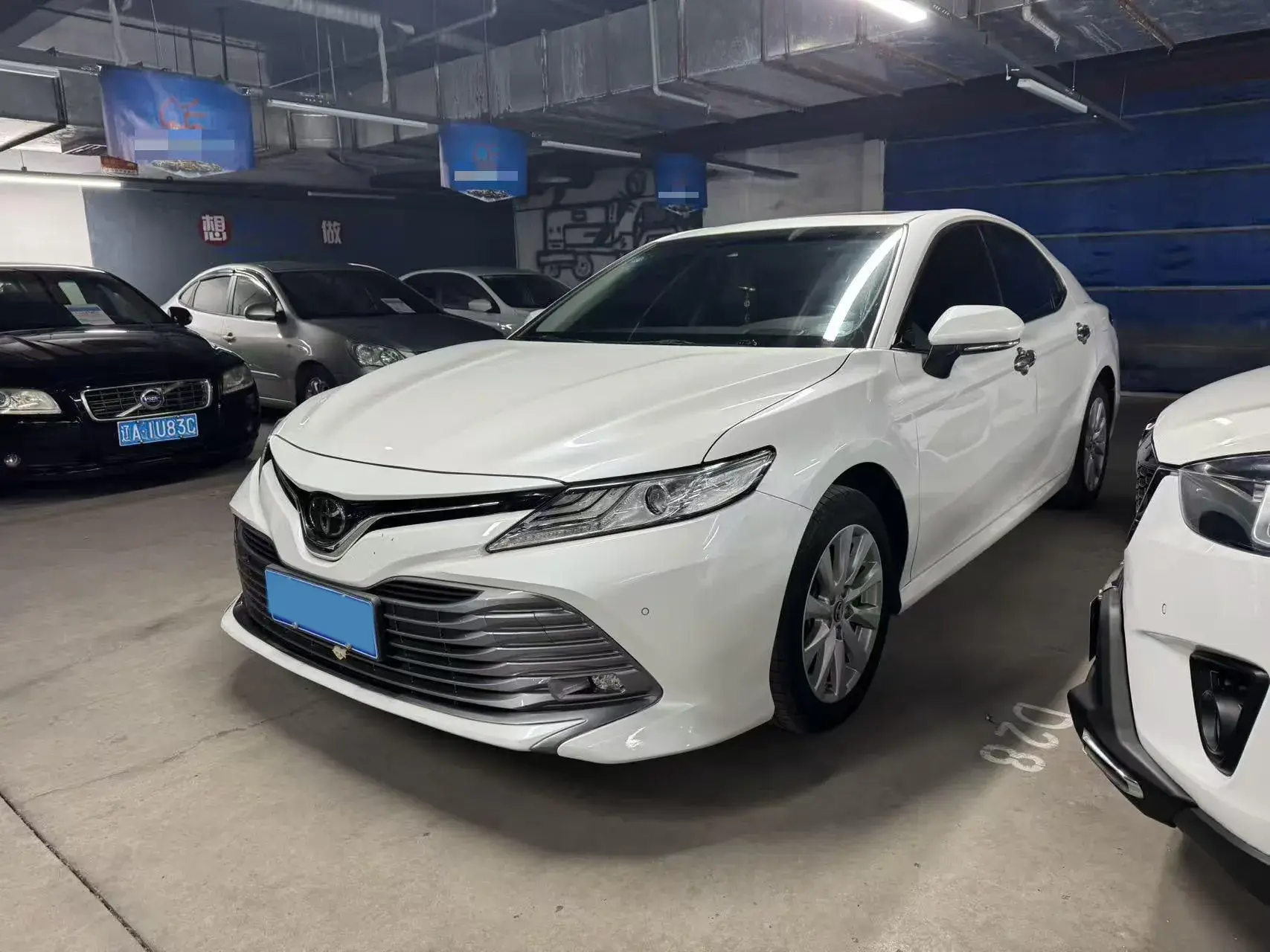 2019 TOYOTA CAMRY view 1