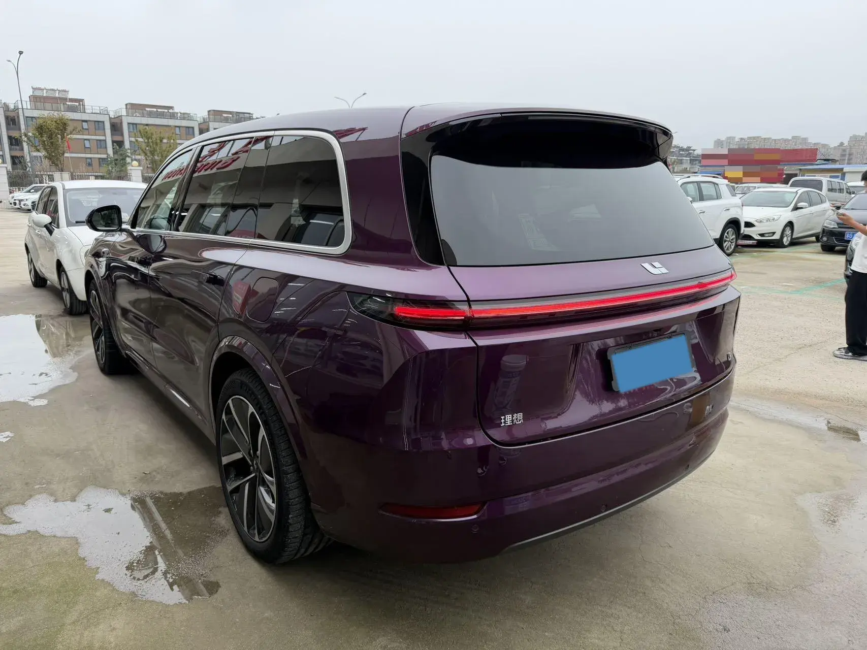 2024 LI L9 thumbnail 3