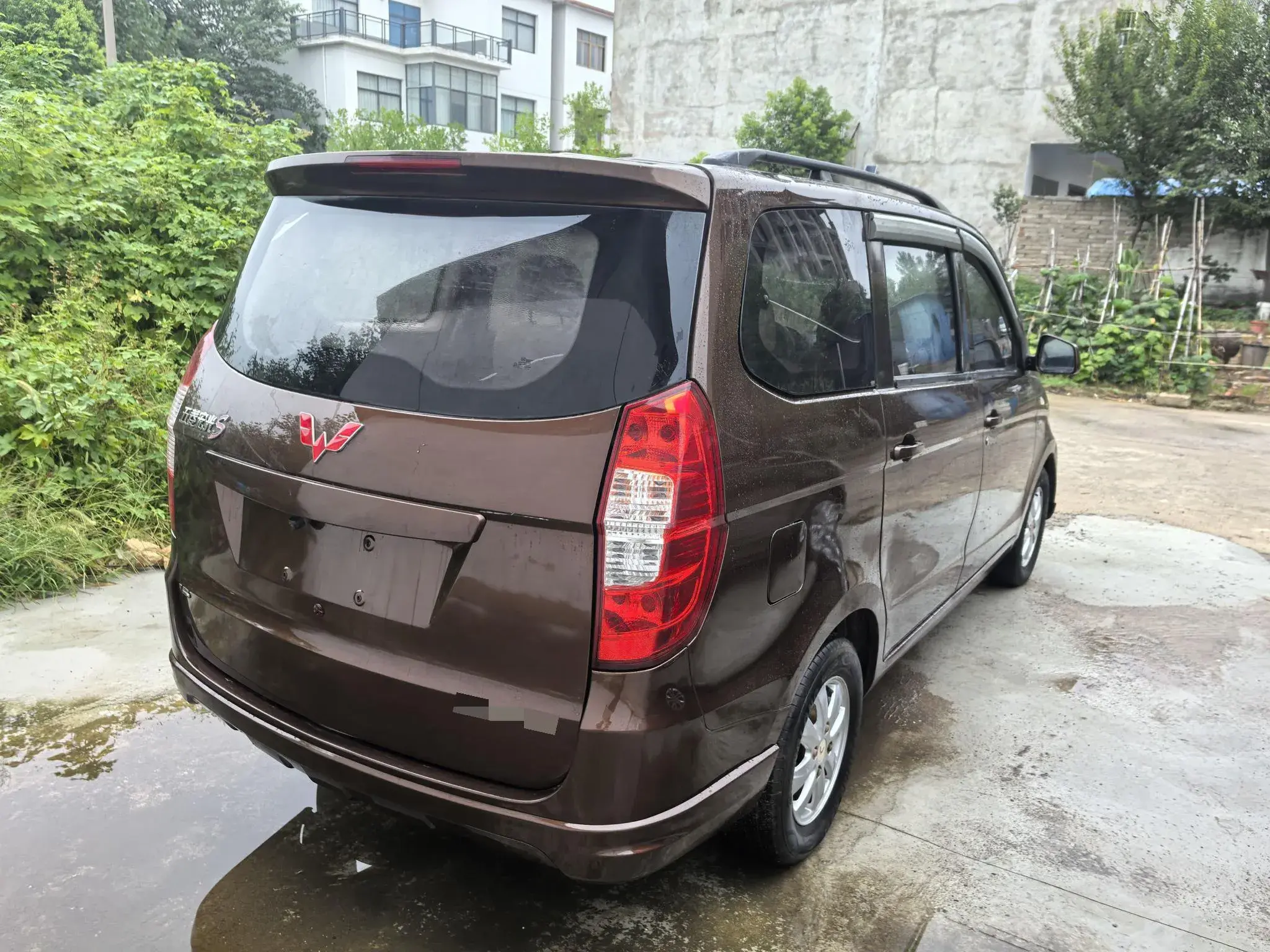 2016 WULING HONGGUANG thumbnail 3
