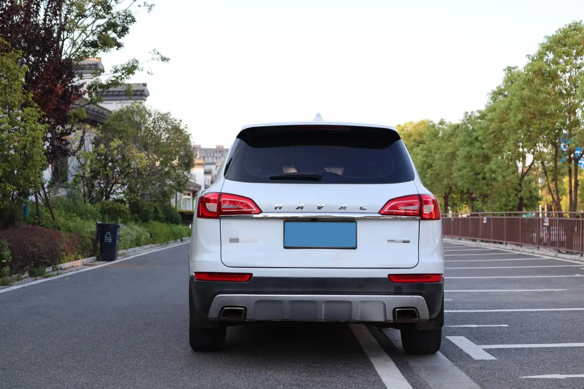 2017 HAVAL H7 thumbnail 4