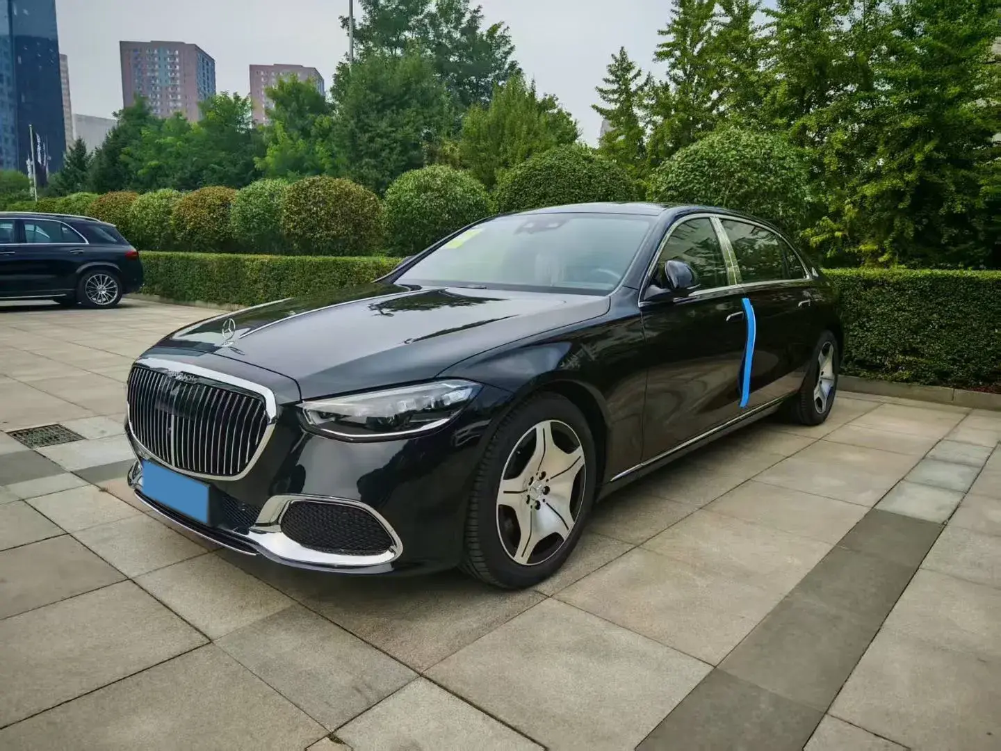 2025 MERCEDES-BENZ MAYBACH view 1