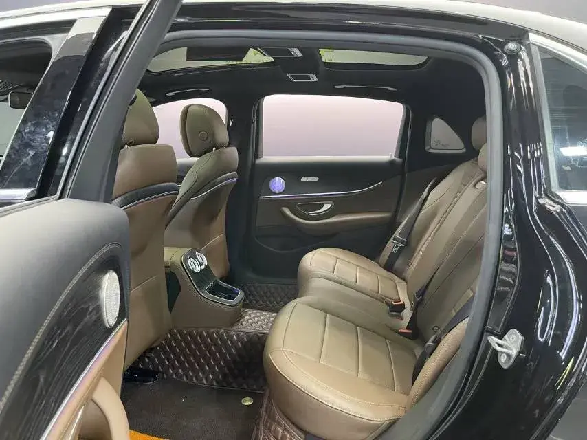 2022 MERCEDES-BENZ E thumbnail 4