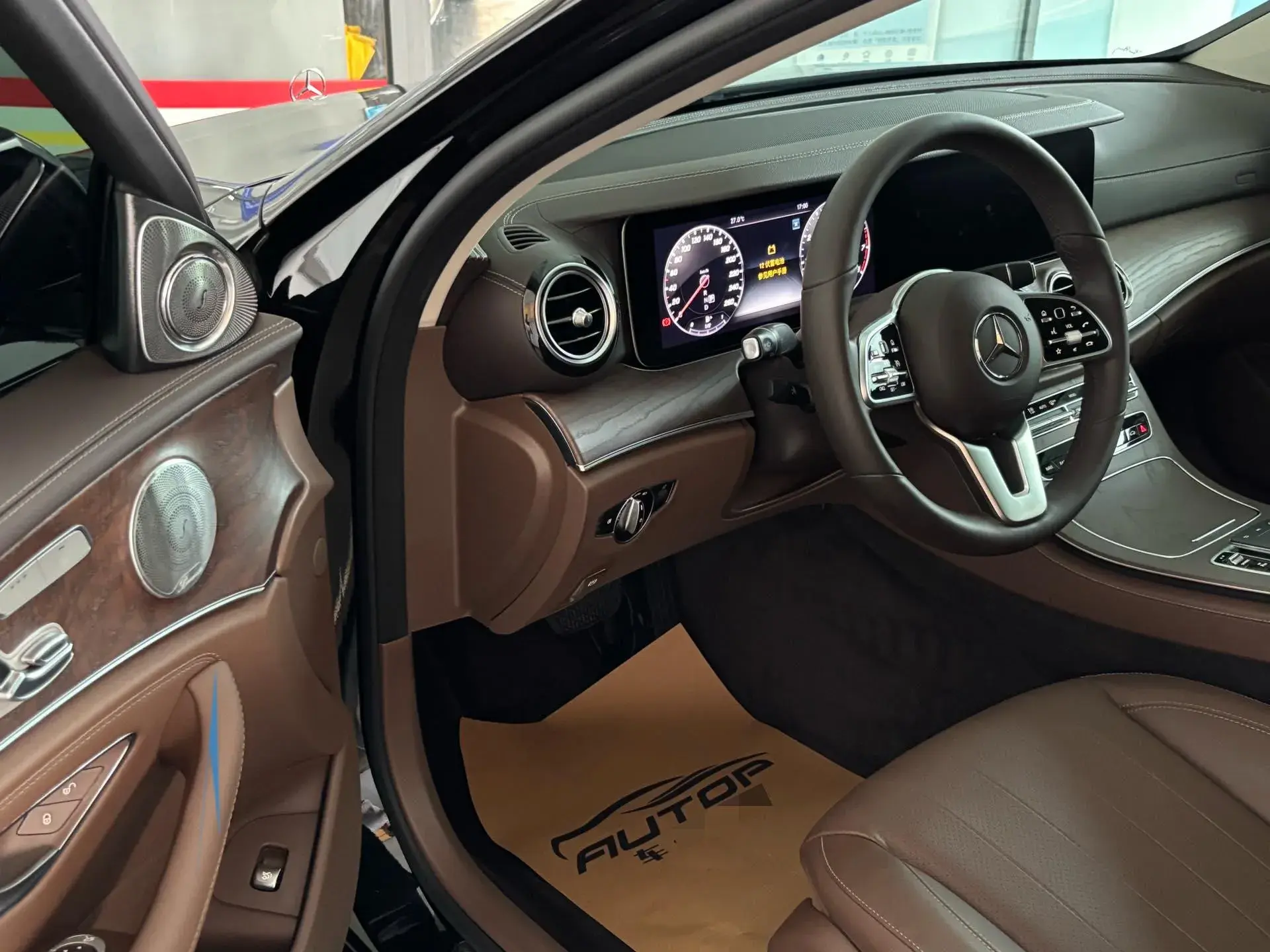 2020 MERCEDES-BENZ E thumbnail 4