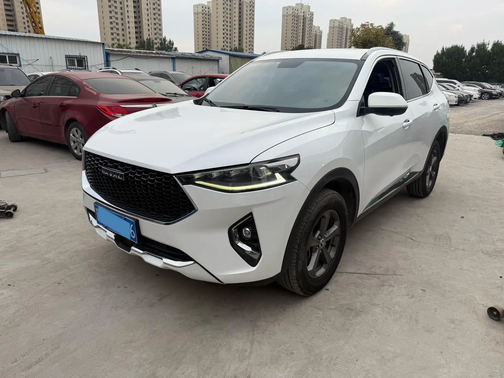 2019 HAVAL F7 view 1