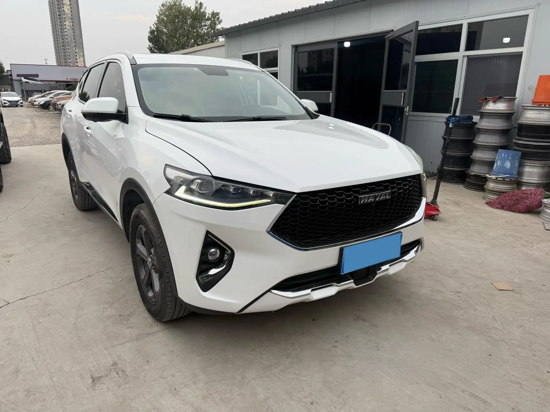 2019 HAVAL F7 thumbnail 2