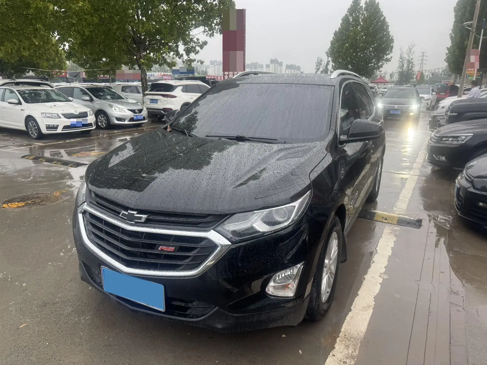 2019 CHEVROLET EQUINOX view 1