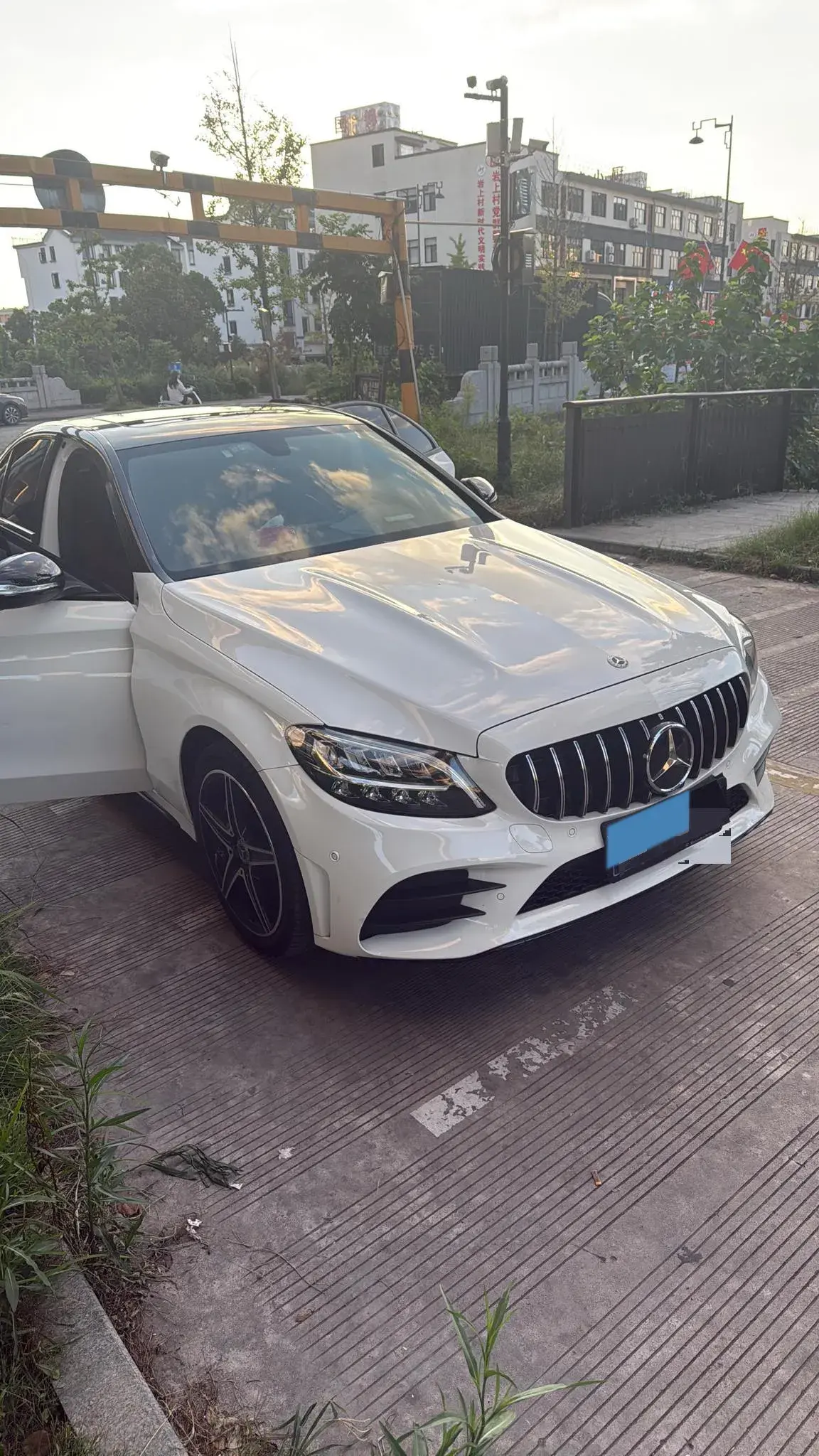 2020 MERCEDES-BENZ C thumbnail 2