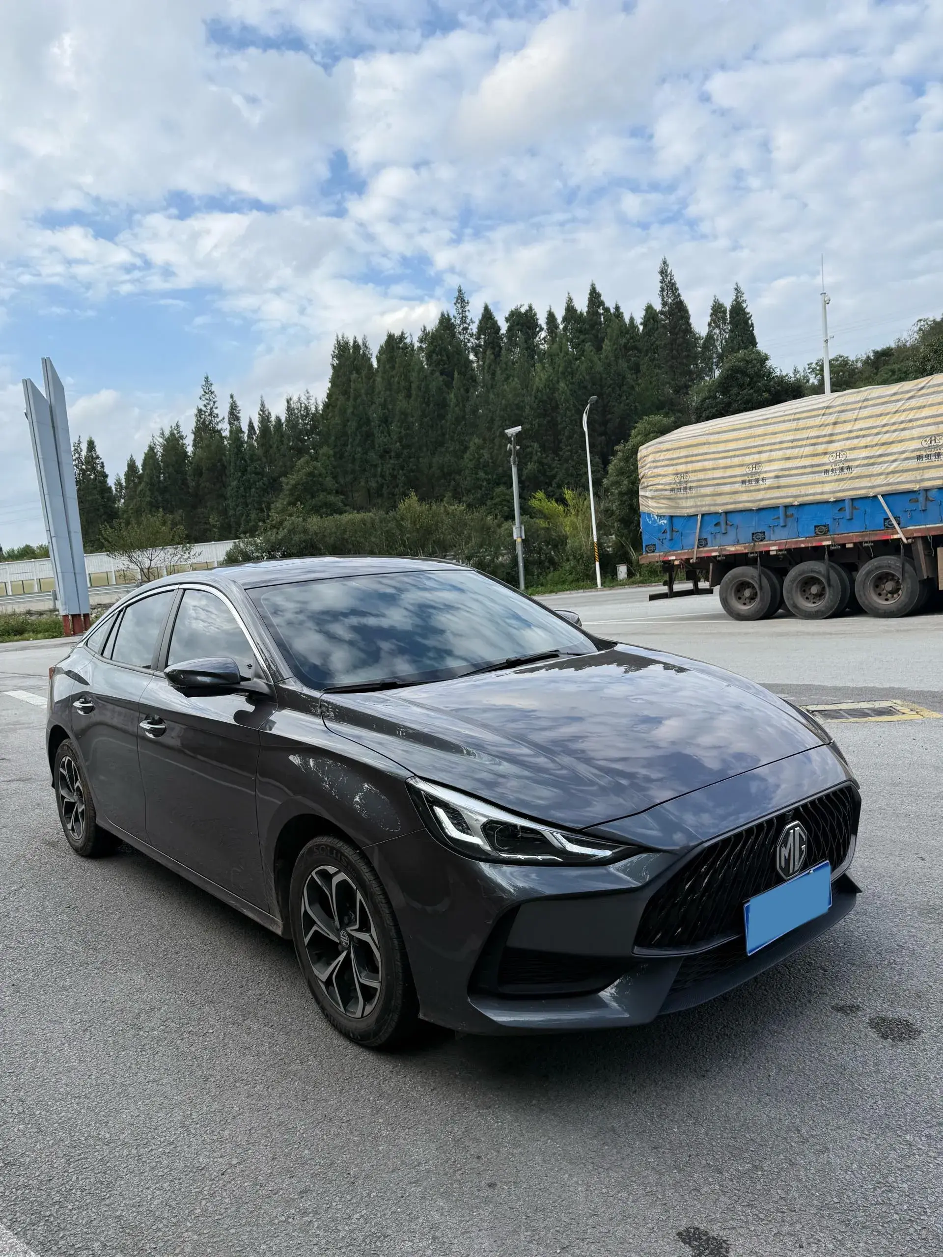 2021 MG 5 thumbnail 3