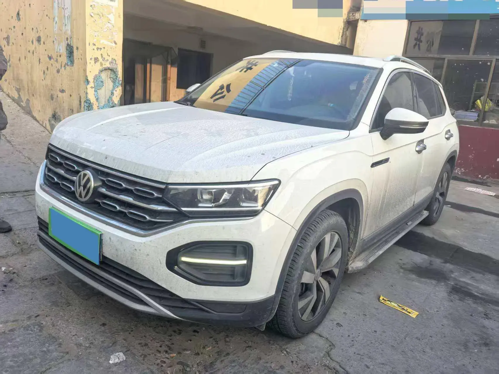 2019 VOLKSWAGEN TAYRON view 1