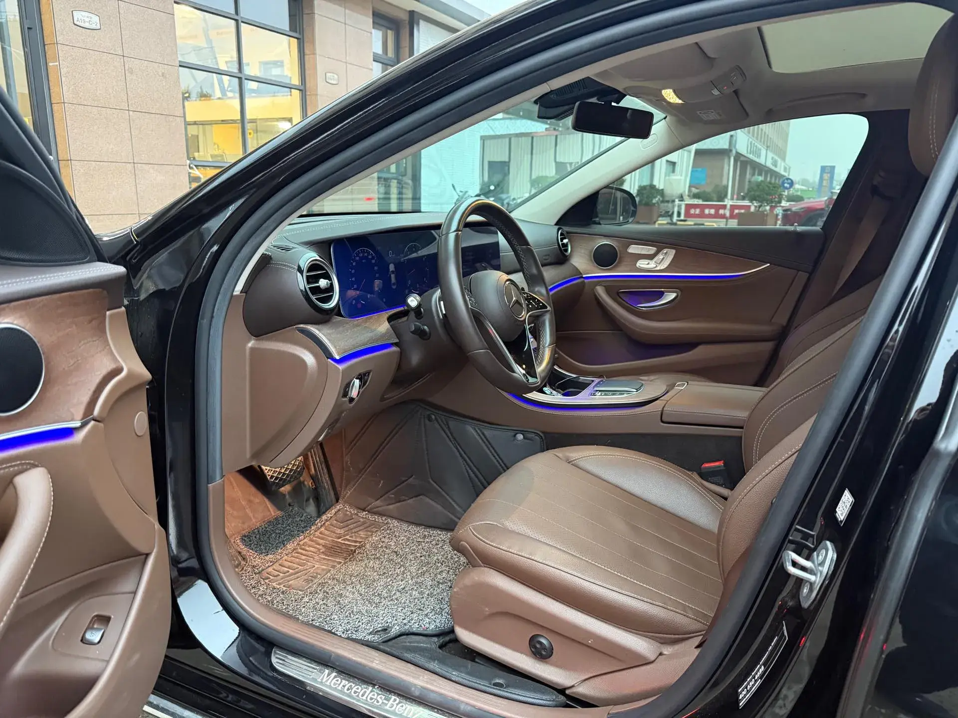 2023 MERCEDES-BENZ E thumbnail 4