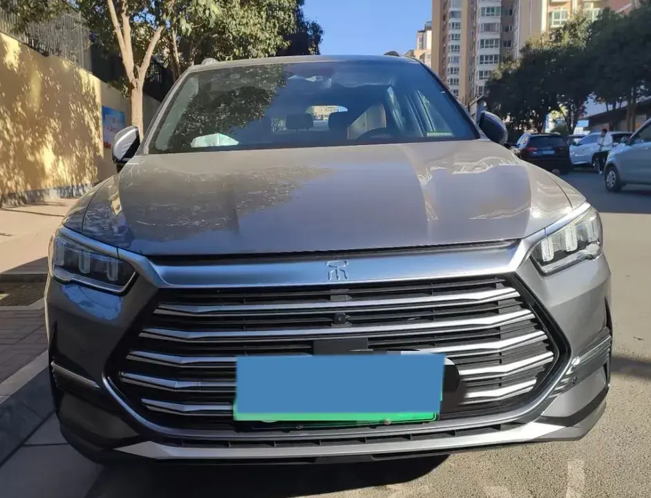 2022 BYD SONG thumbnail 2