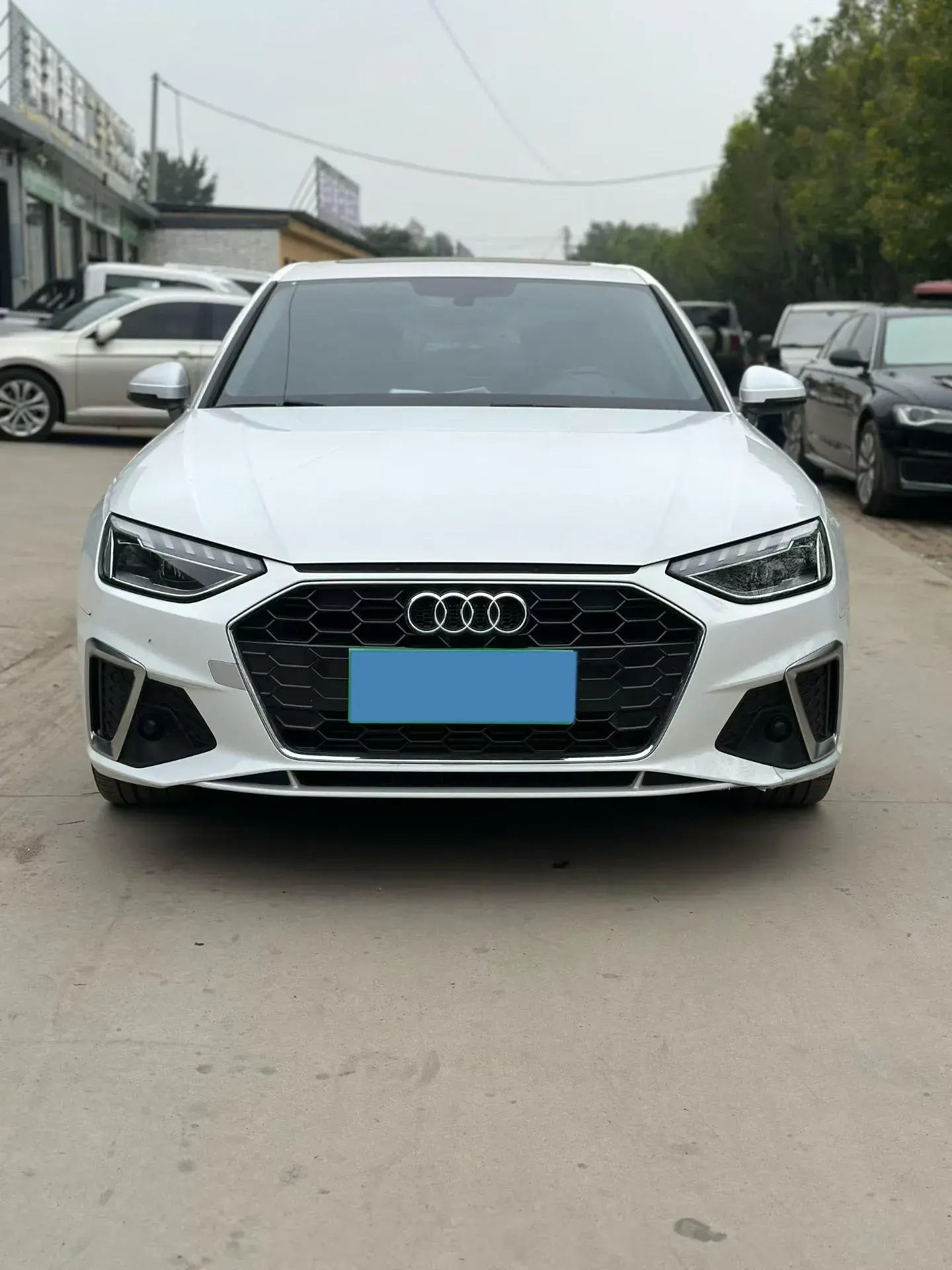 2020 AUDI A4L thumbnail 4