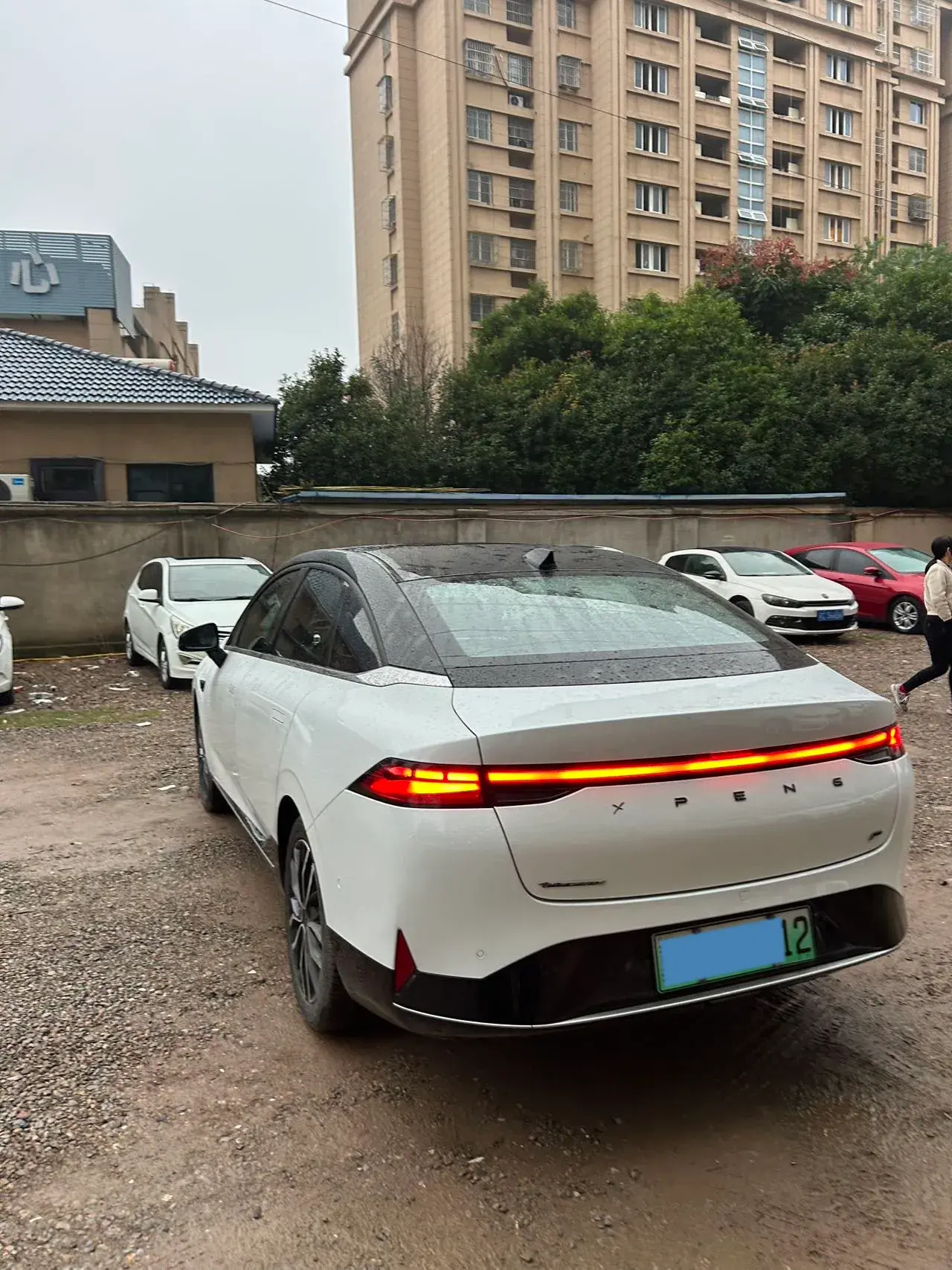 2021 XPENG P5 thumbnail 4