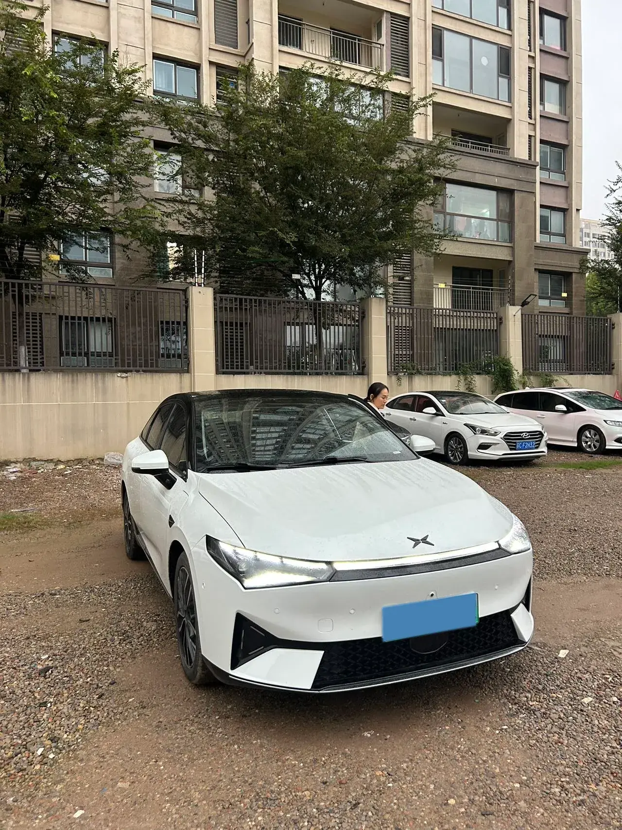 2021 XPENG P5 thumbnail 3