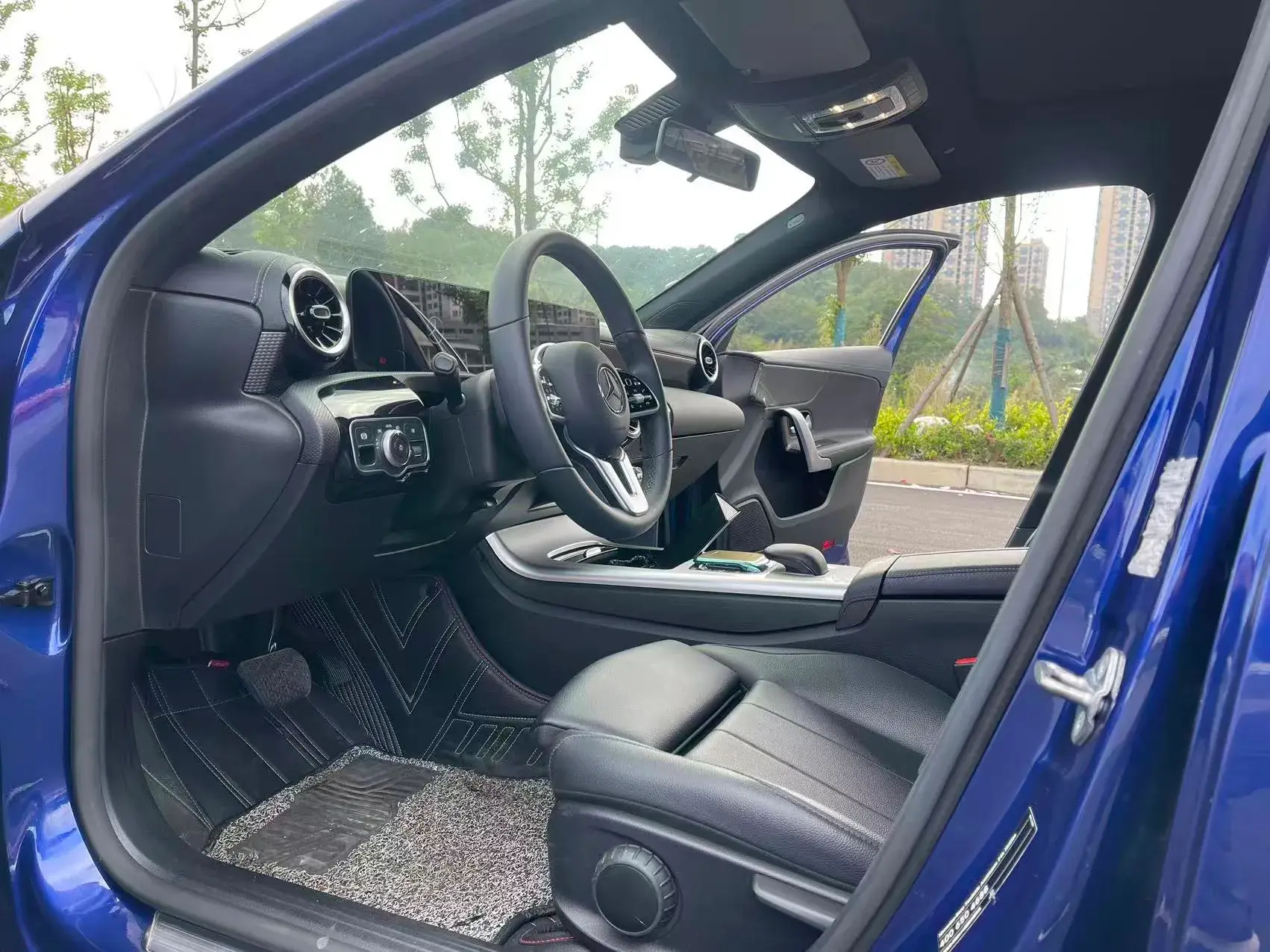 2021 MERCEDES-BENZ A thumbnail 3