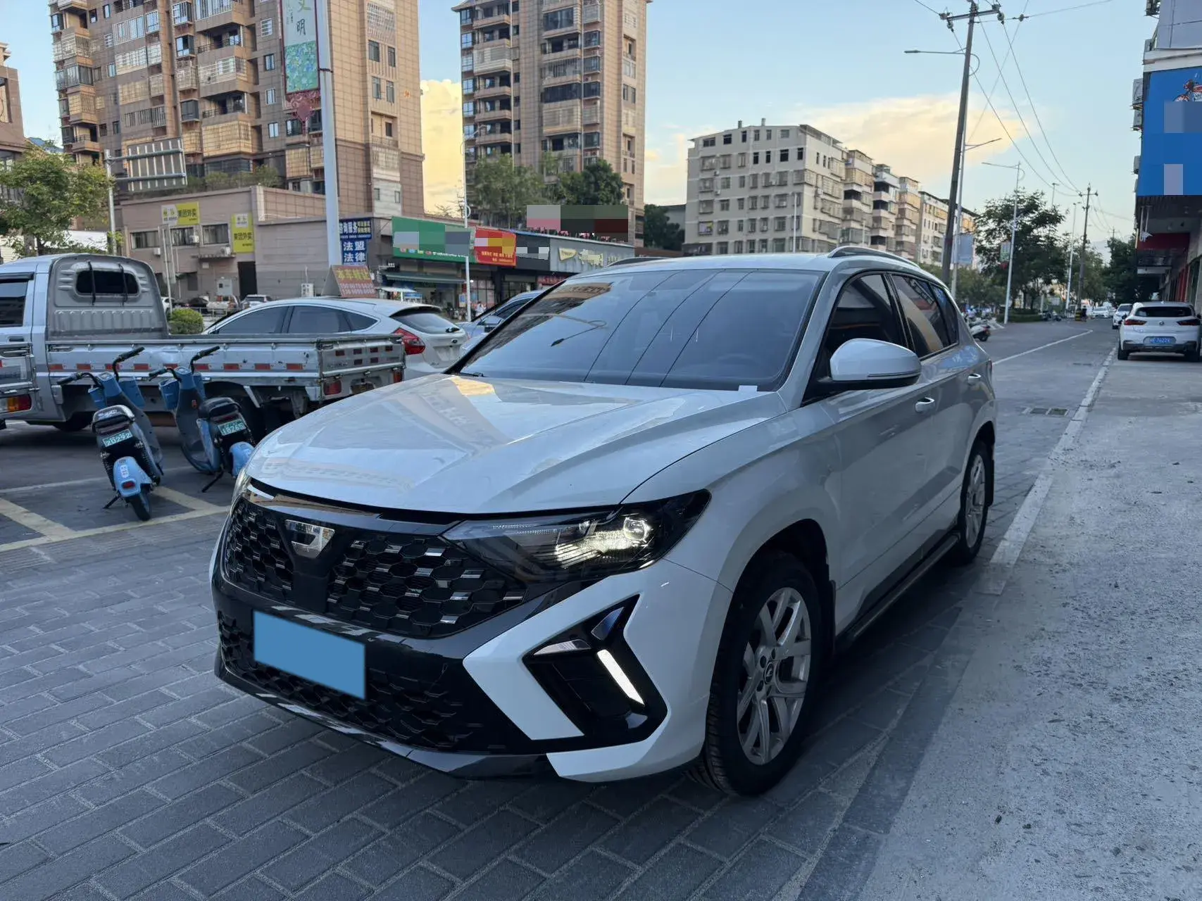 2024 JETTA VS5 view 1