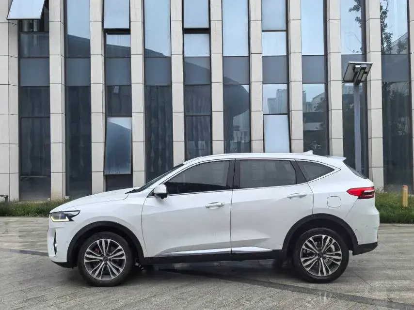 2019 HAVAL F7 thumbnail 4