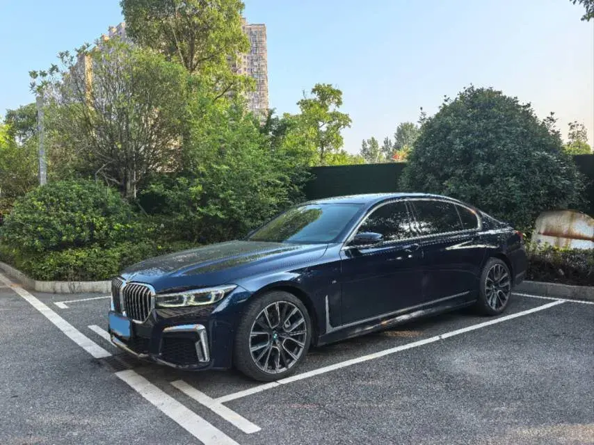 2019 BMW 7 Series 3.0T 340HP L6 8AT