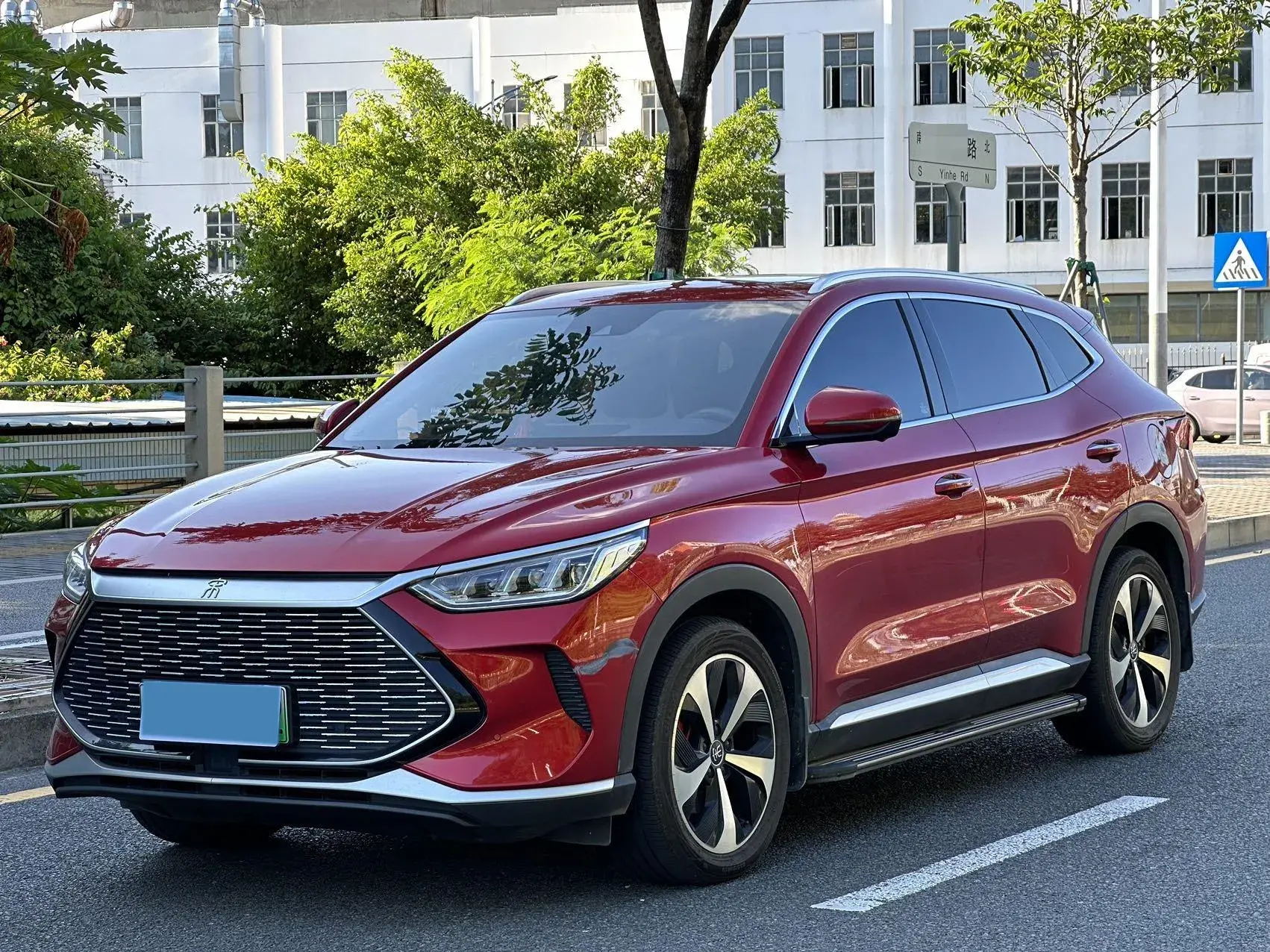 2021 BYD SONG view 1