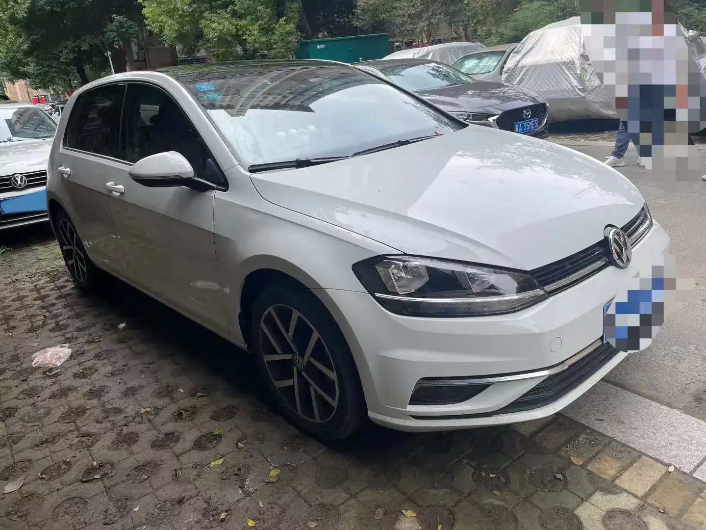 2020 VOLKSWAGEN GOLF thumbnail 2