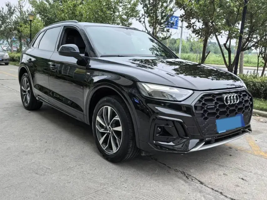 2023 AUDI Q5L thumbnail 3