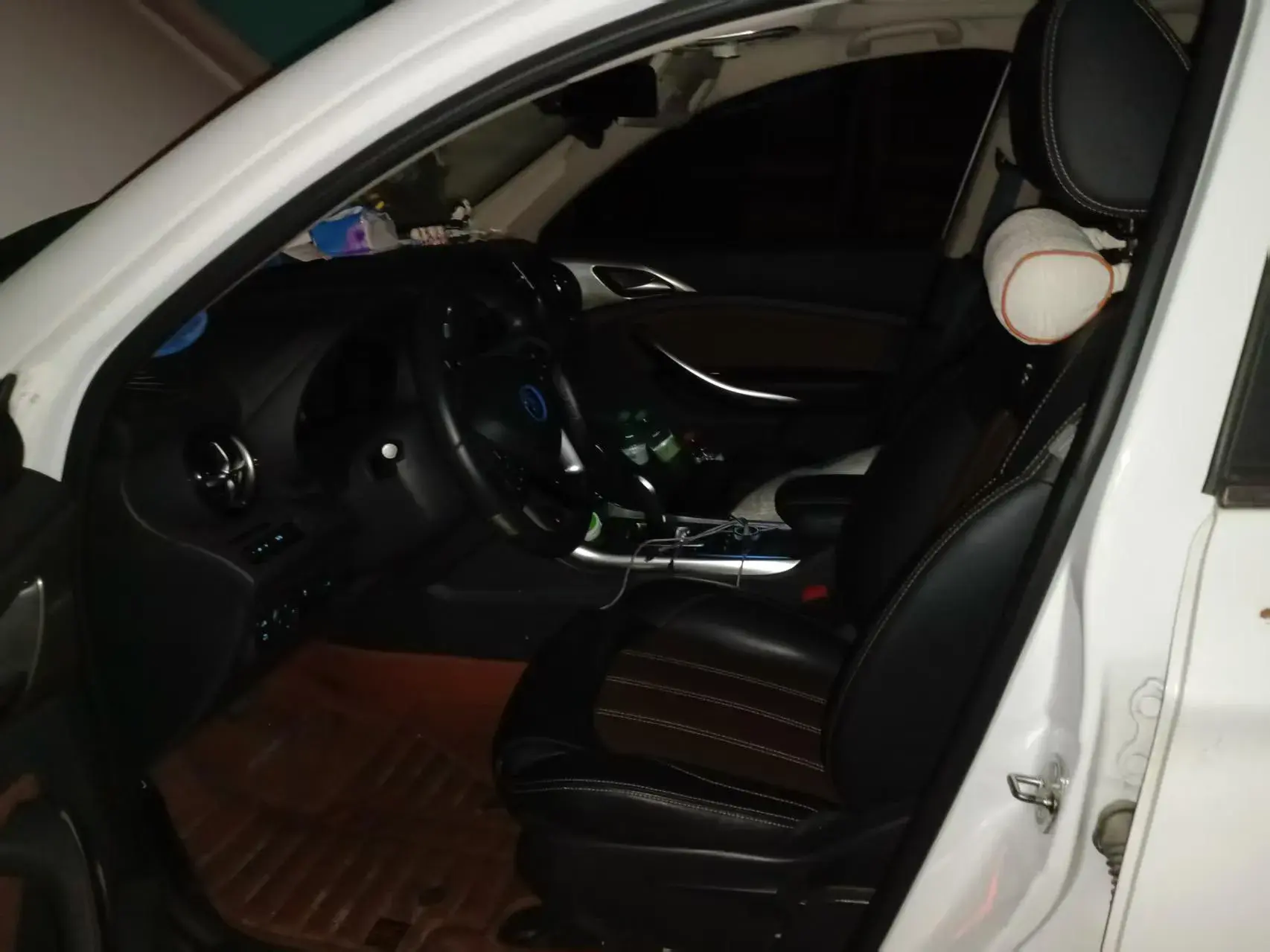 2017 BYD SONG thumbnail 4