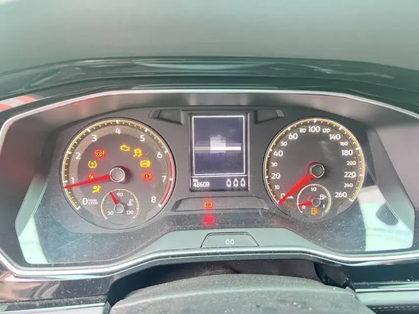 2019 VOLKSWAGEN SAGITAR thumbnail 4